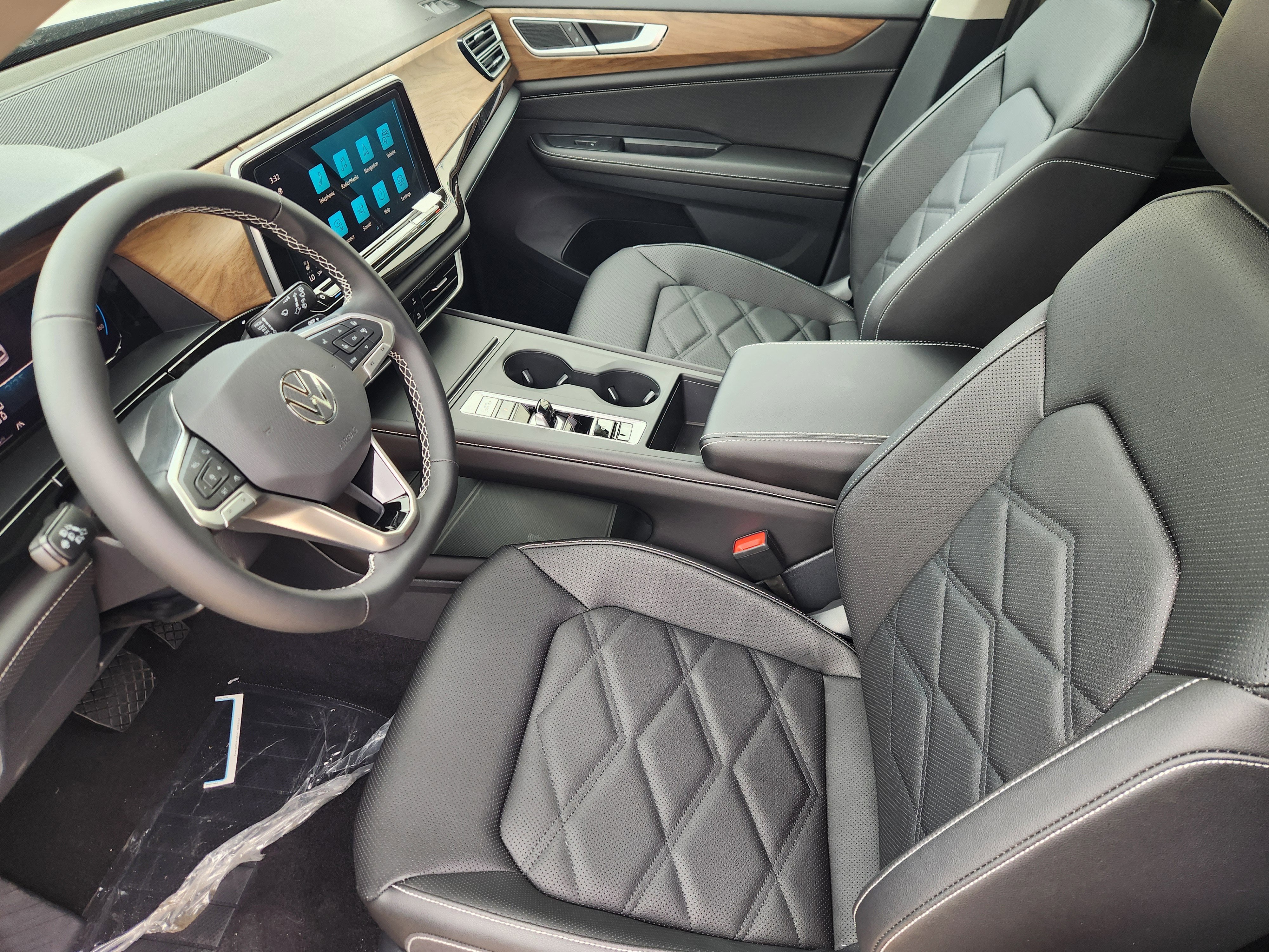 2026 Volkswagen Atlas 2.0T SE