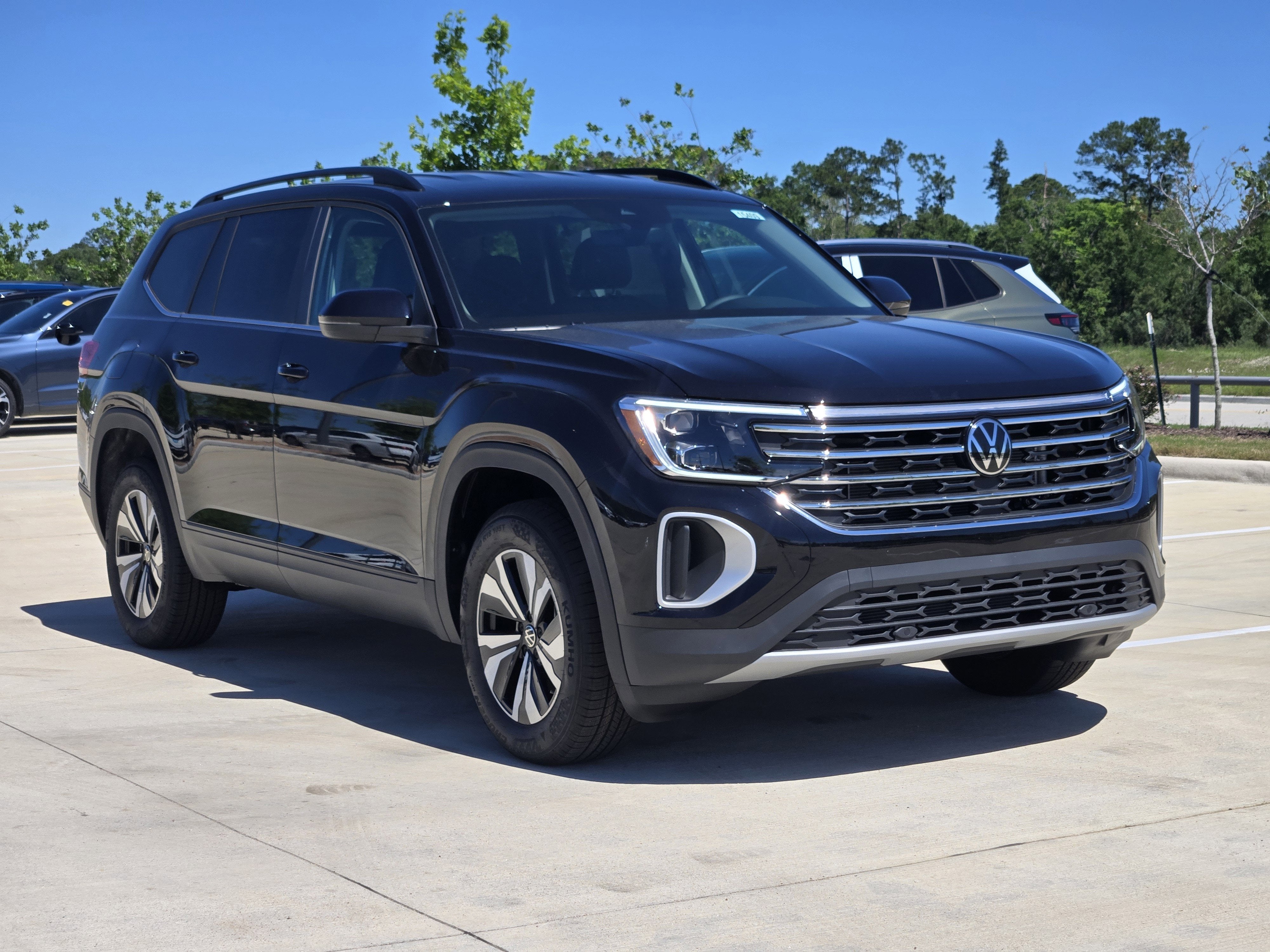 2026 Volkswagen Atlas 2.0T SE