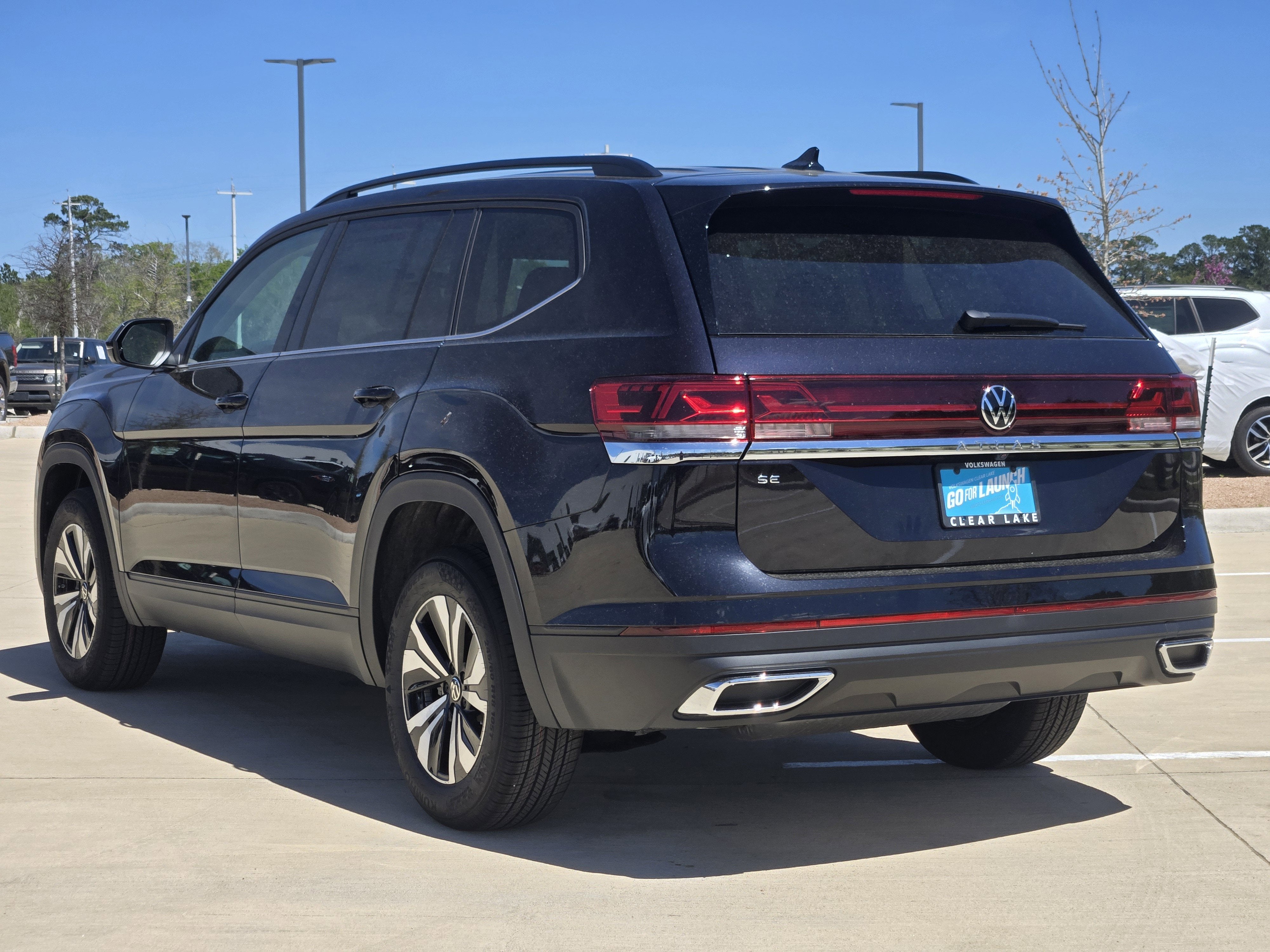 2026 Volkswagen Atlas 2.0T SE