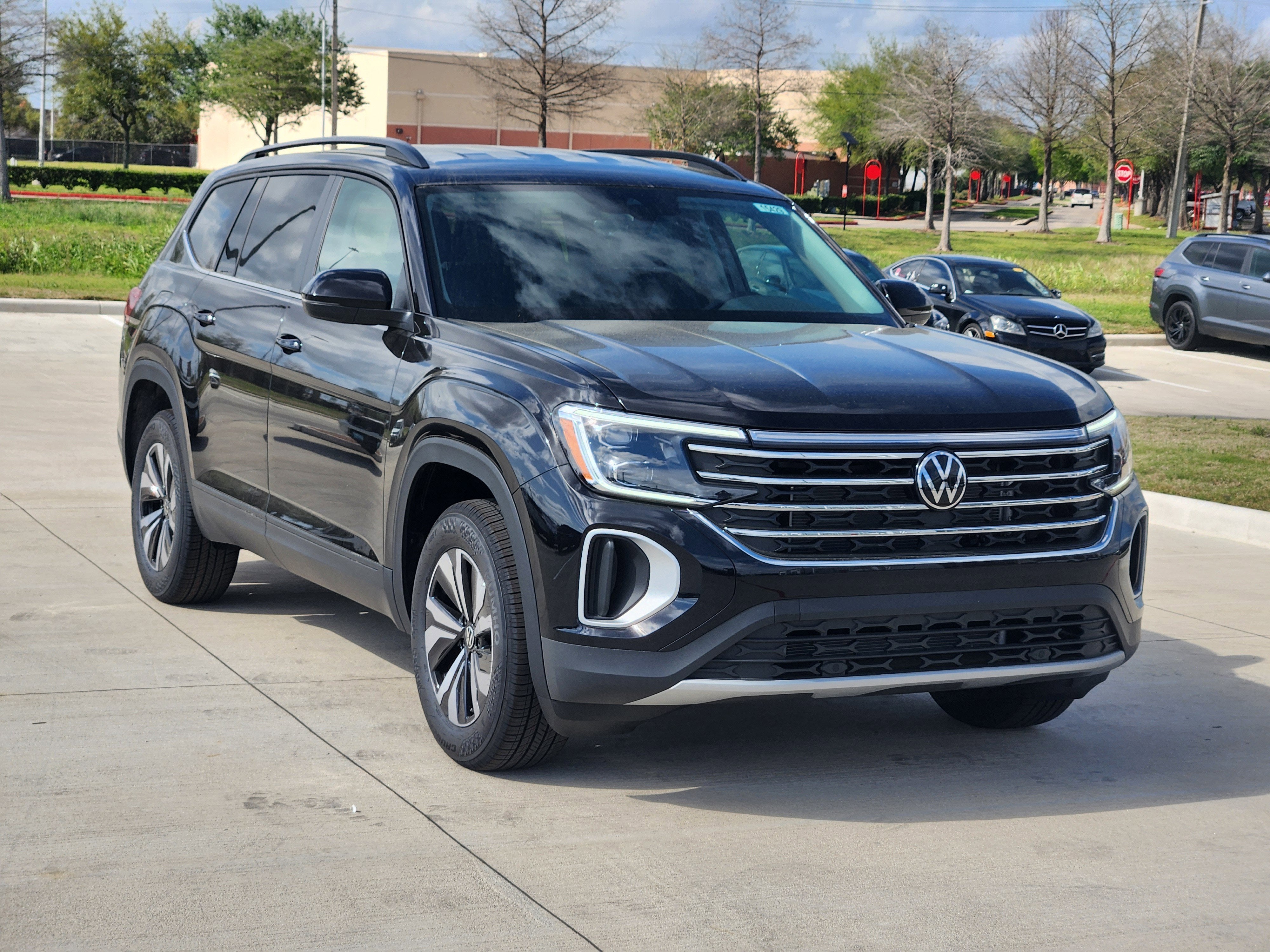 2026 Volkswagen Atlas 2.0T SE