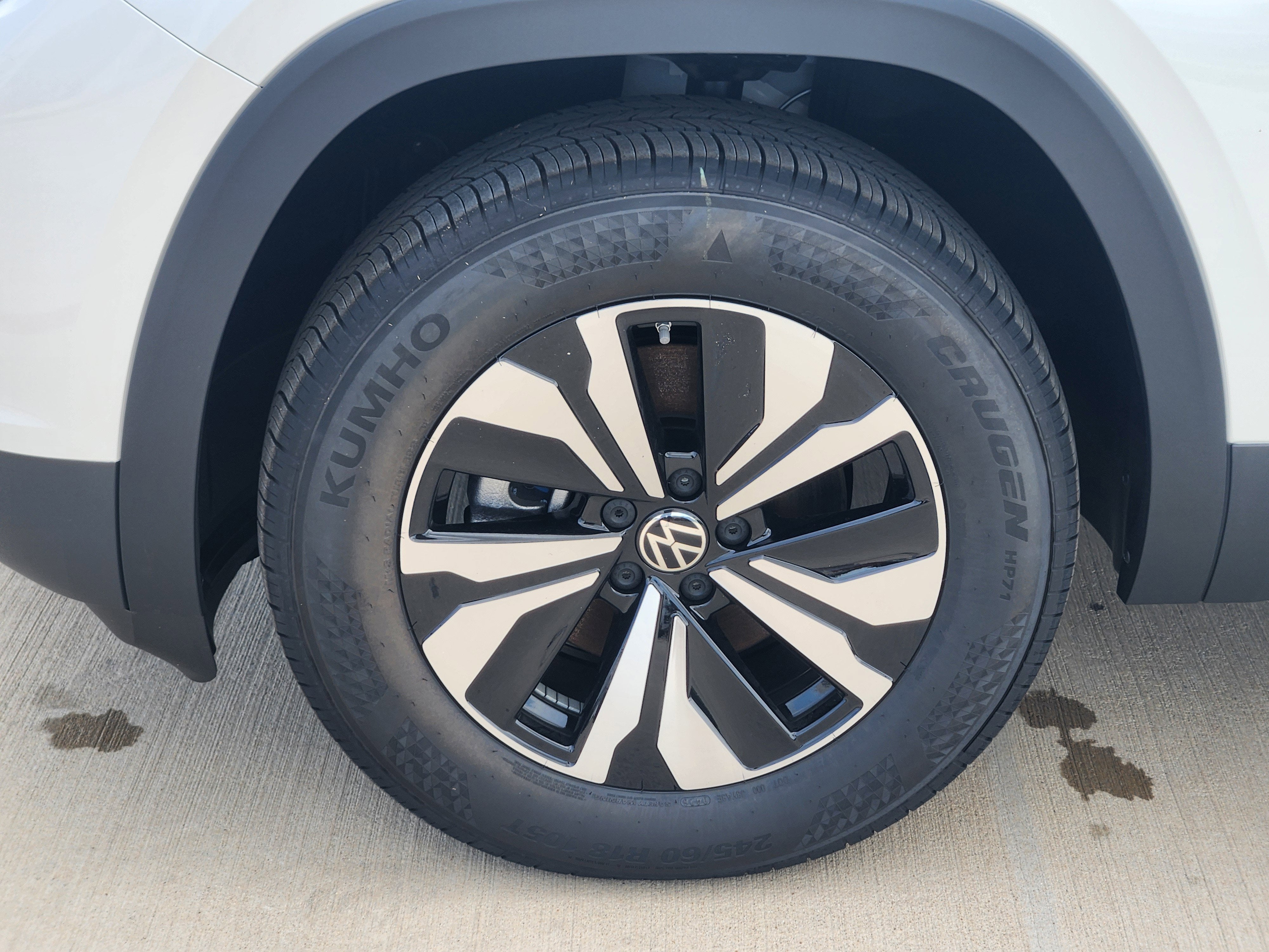 2026 Volkswagen Atlas 2.0T SE