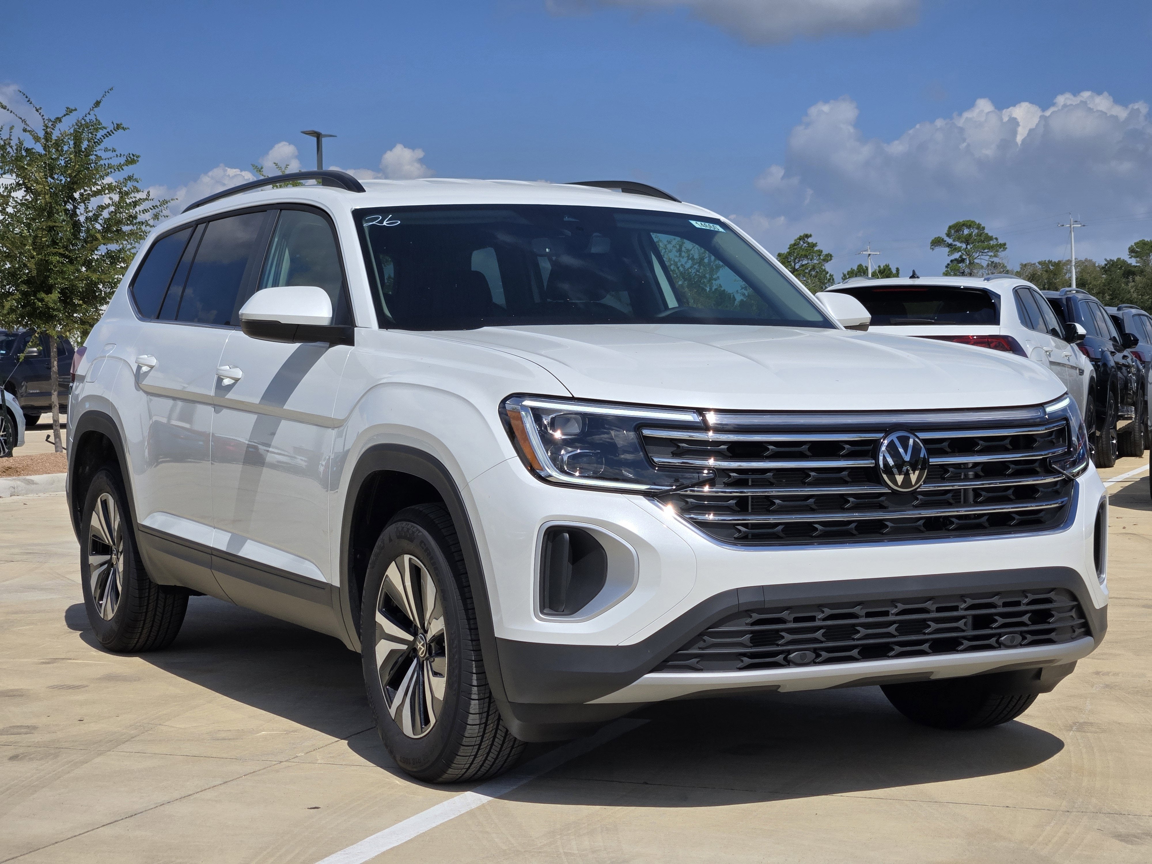 2026 Volkswagen Atlas 2.0T SE