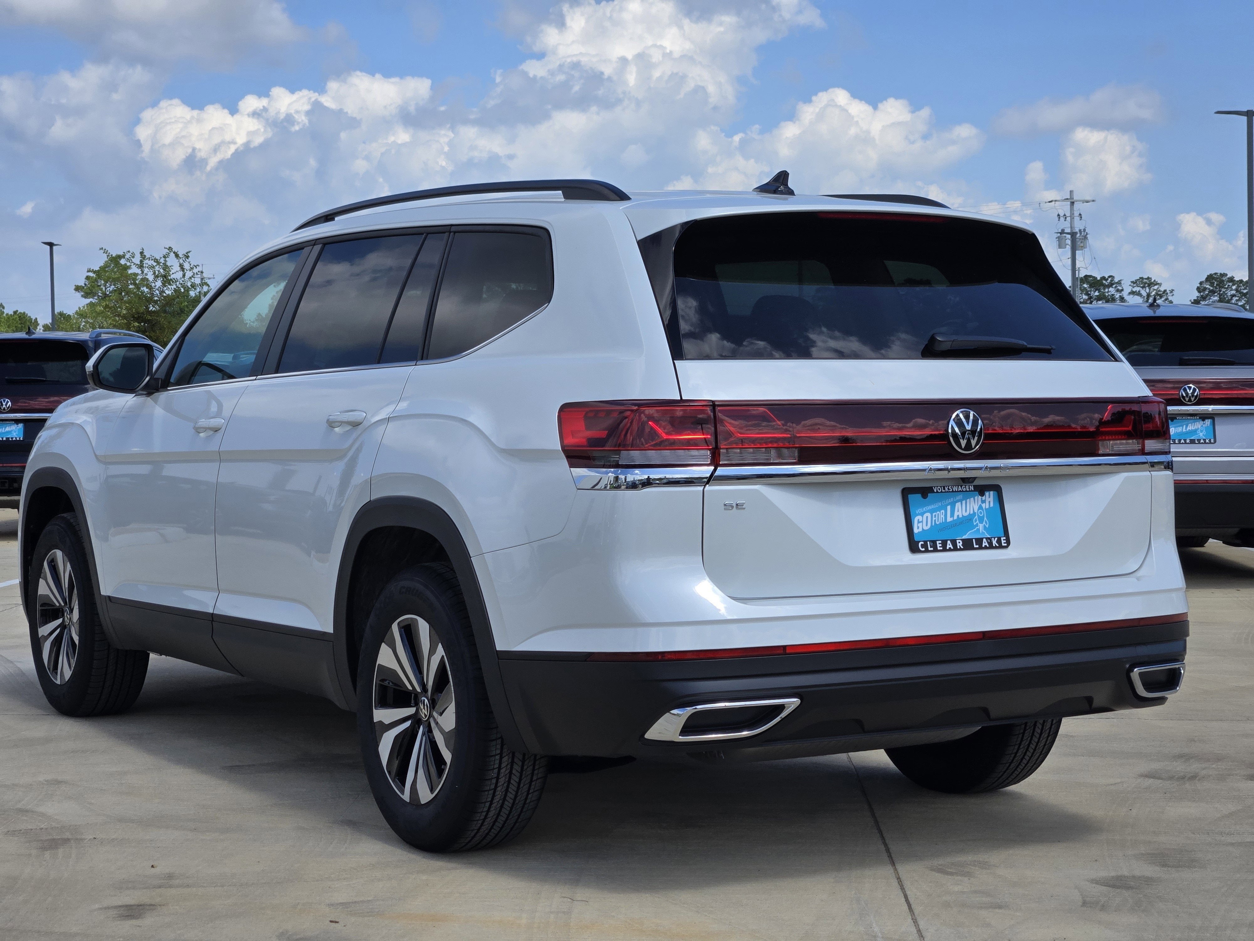2026 Volkswagen Atlas 2.0T SE