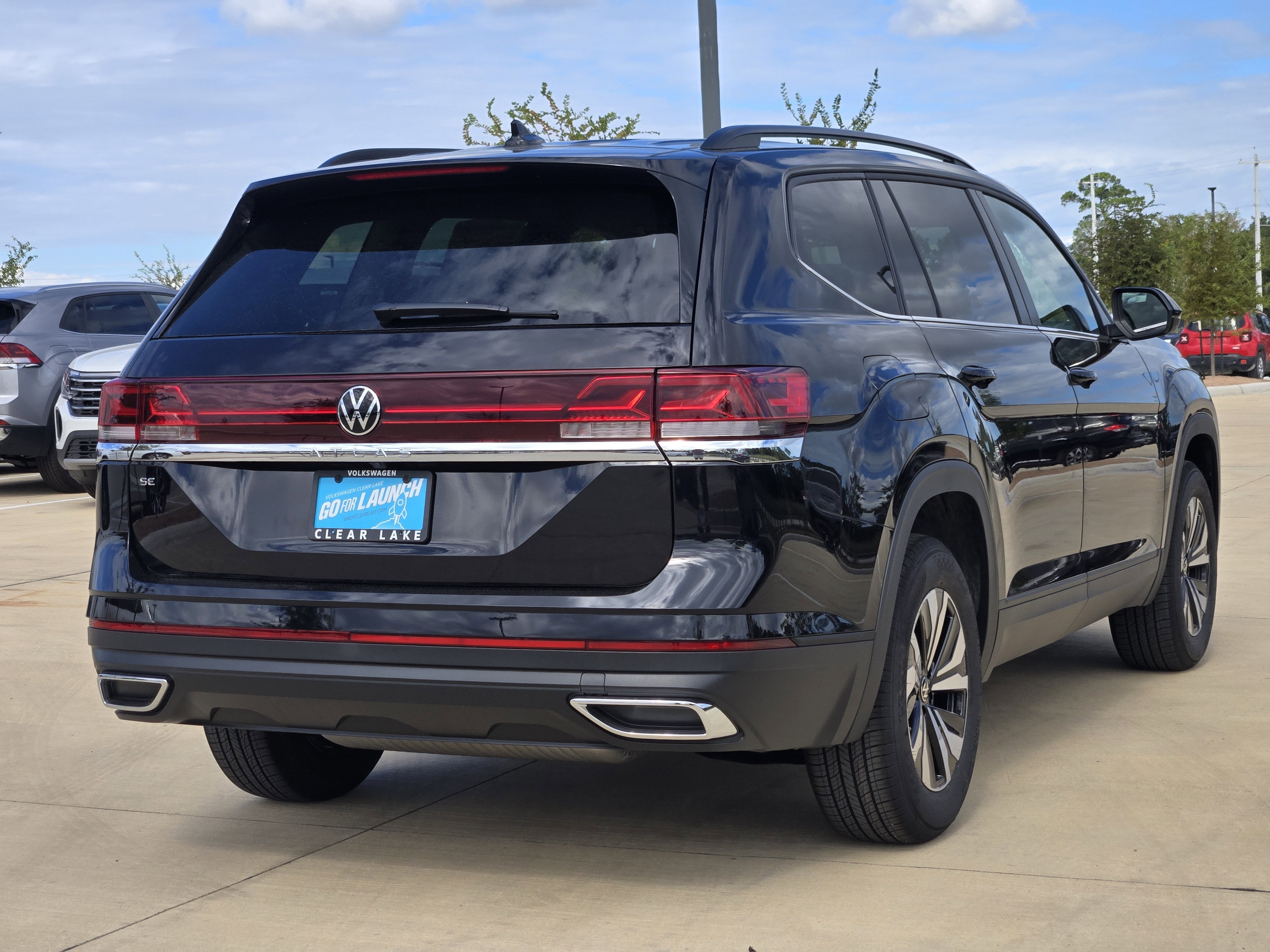 2026 Volkswagen Atlas 2.0T SE