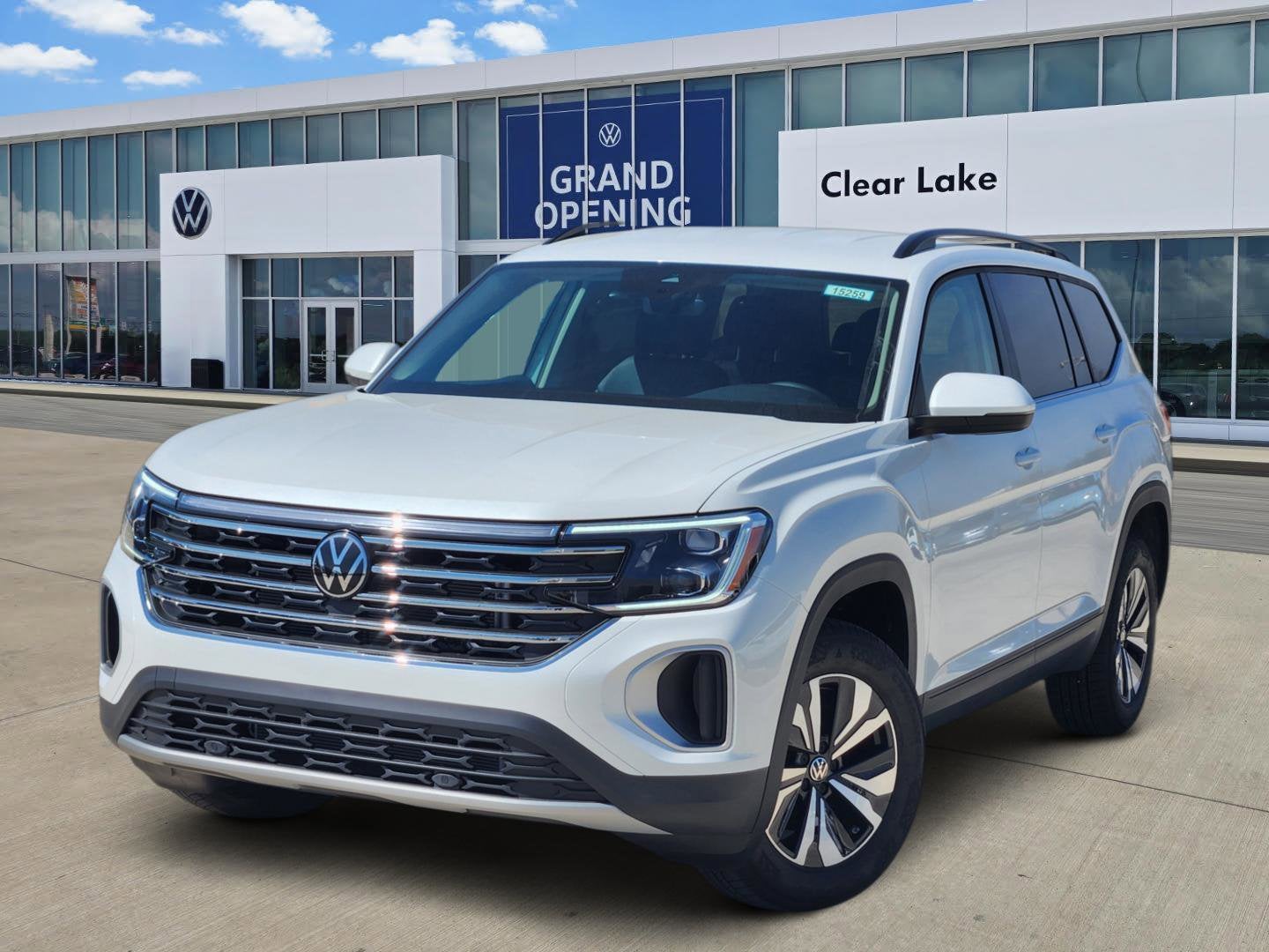 2026 Volkswagen Atlas 2.0T SE