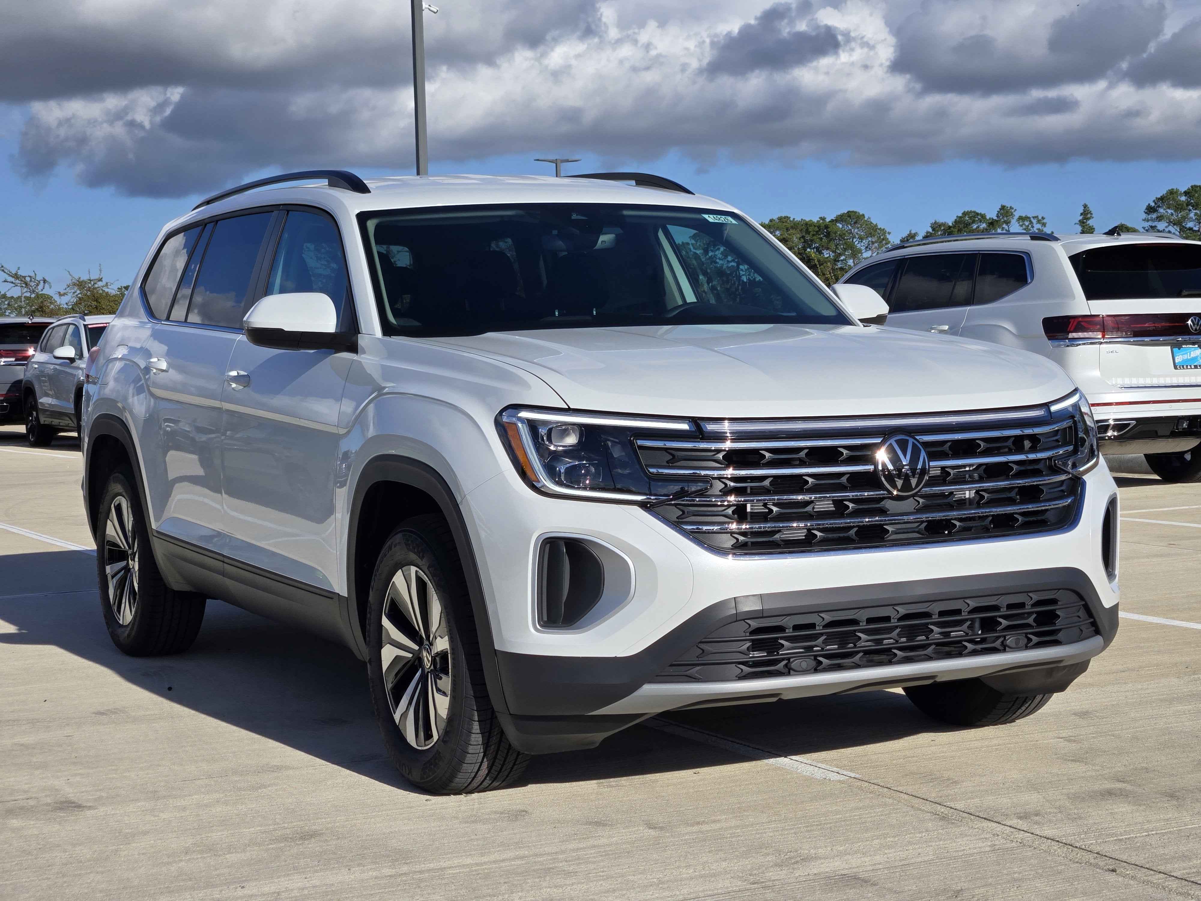2026 Volkswagen Atlas 2.0T SE
