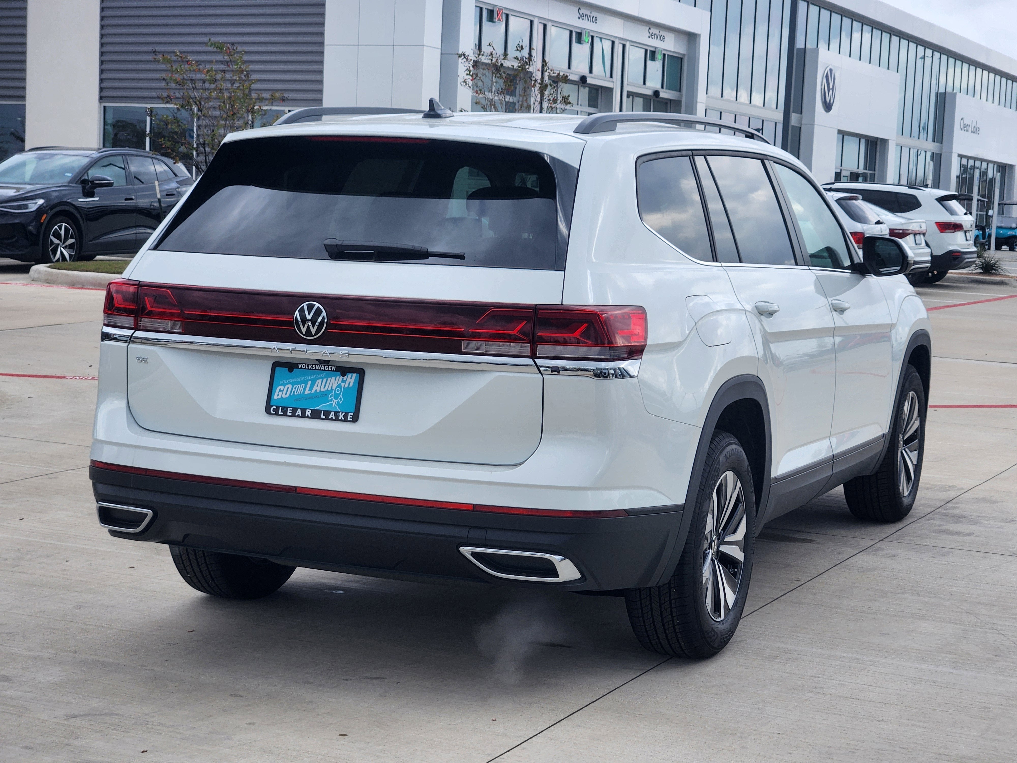 2026 Volkswagen Atlas 2.0T SE