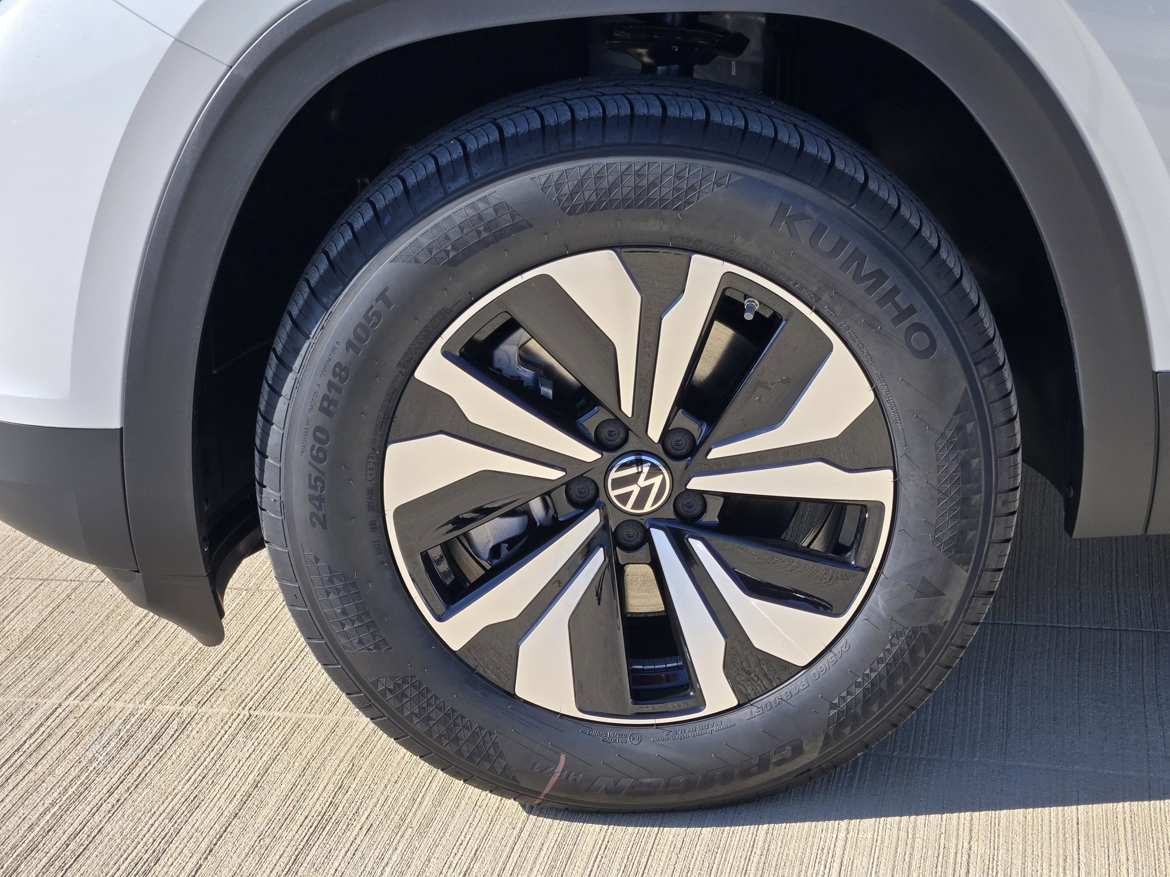 2026 Volkswagen Atlas 2.0T SE