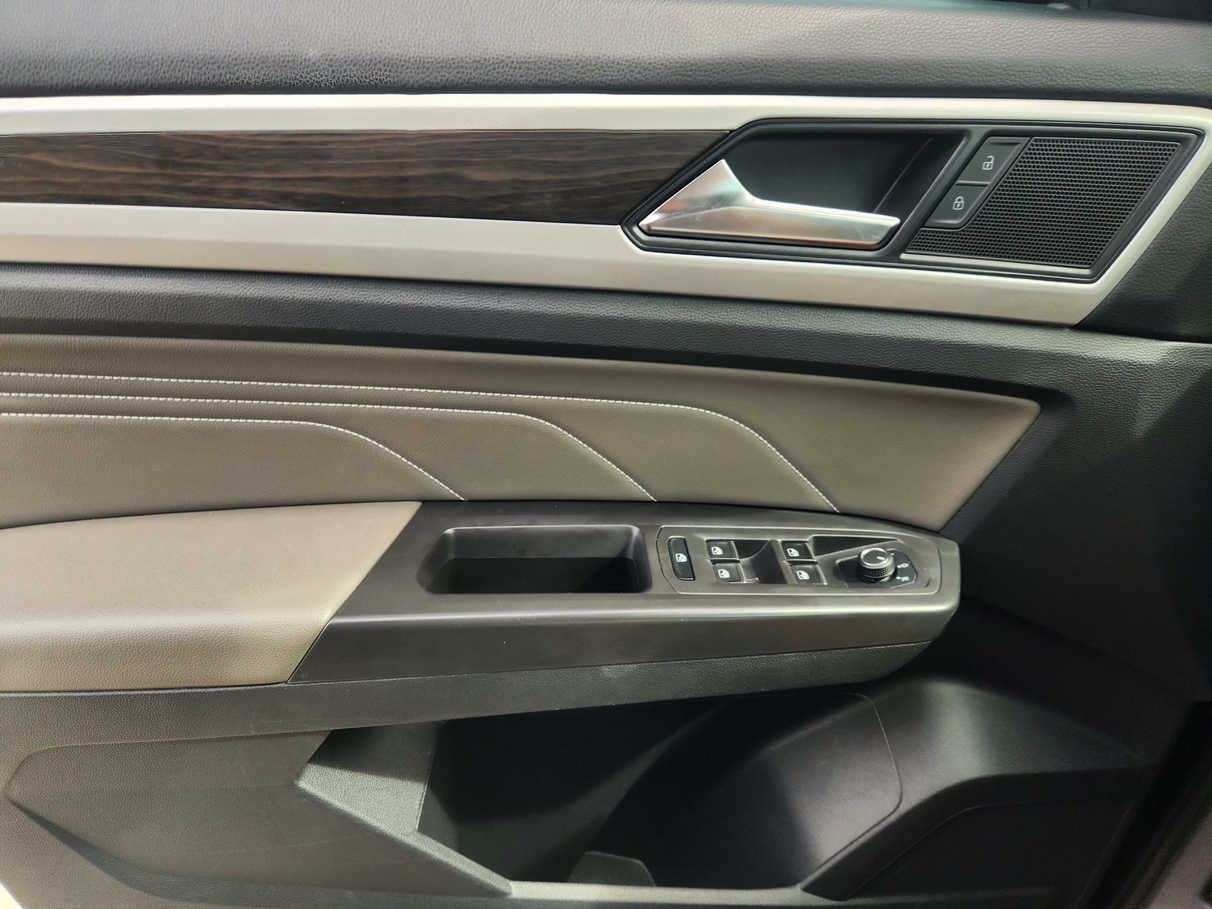 2023 Volkswagen Atlas 2.0T SE