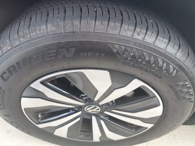 2025 Volkswagen Atlas 2.0T SE