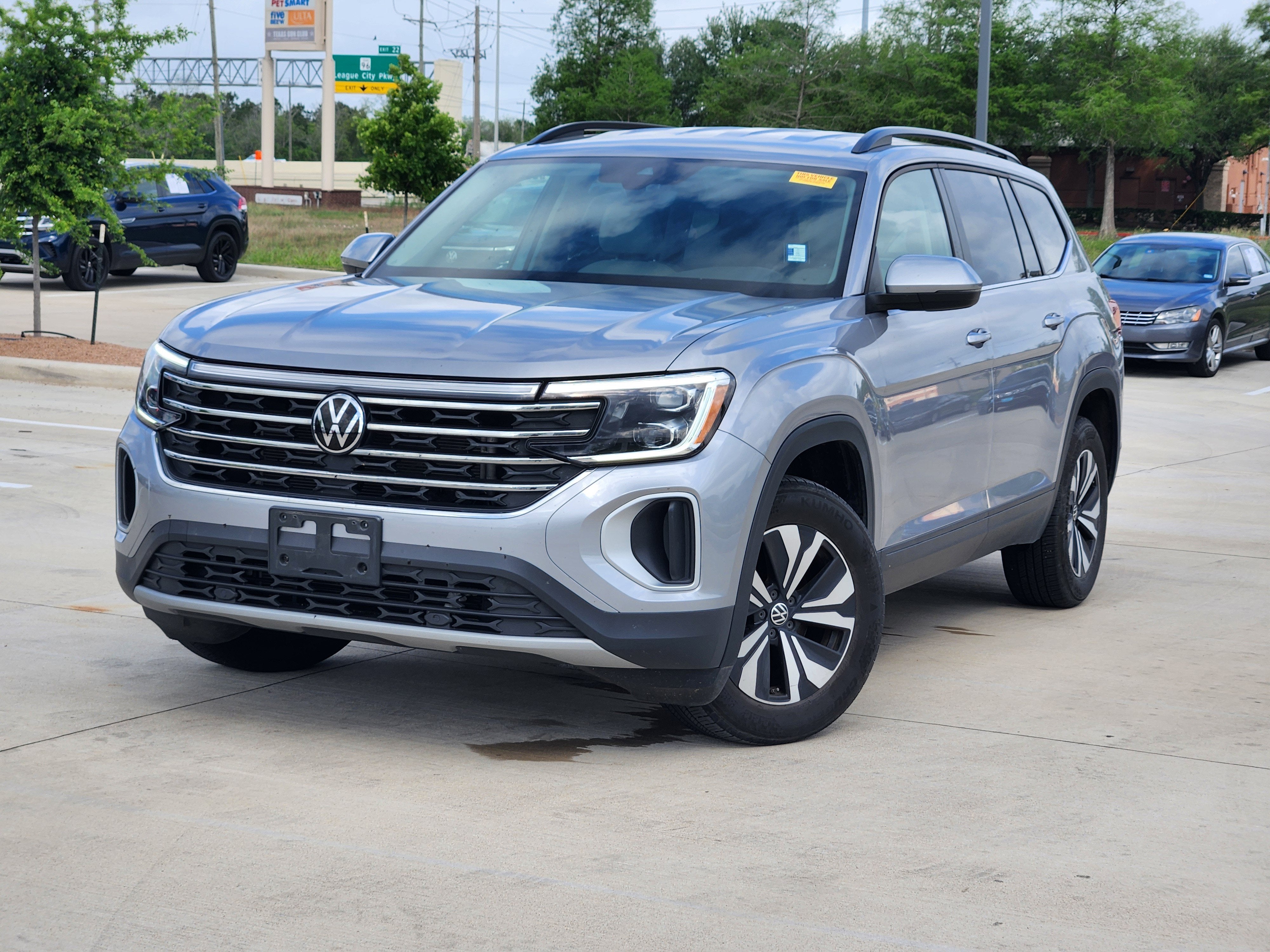 2024 Volkswagen Atlas 2.0T SE