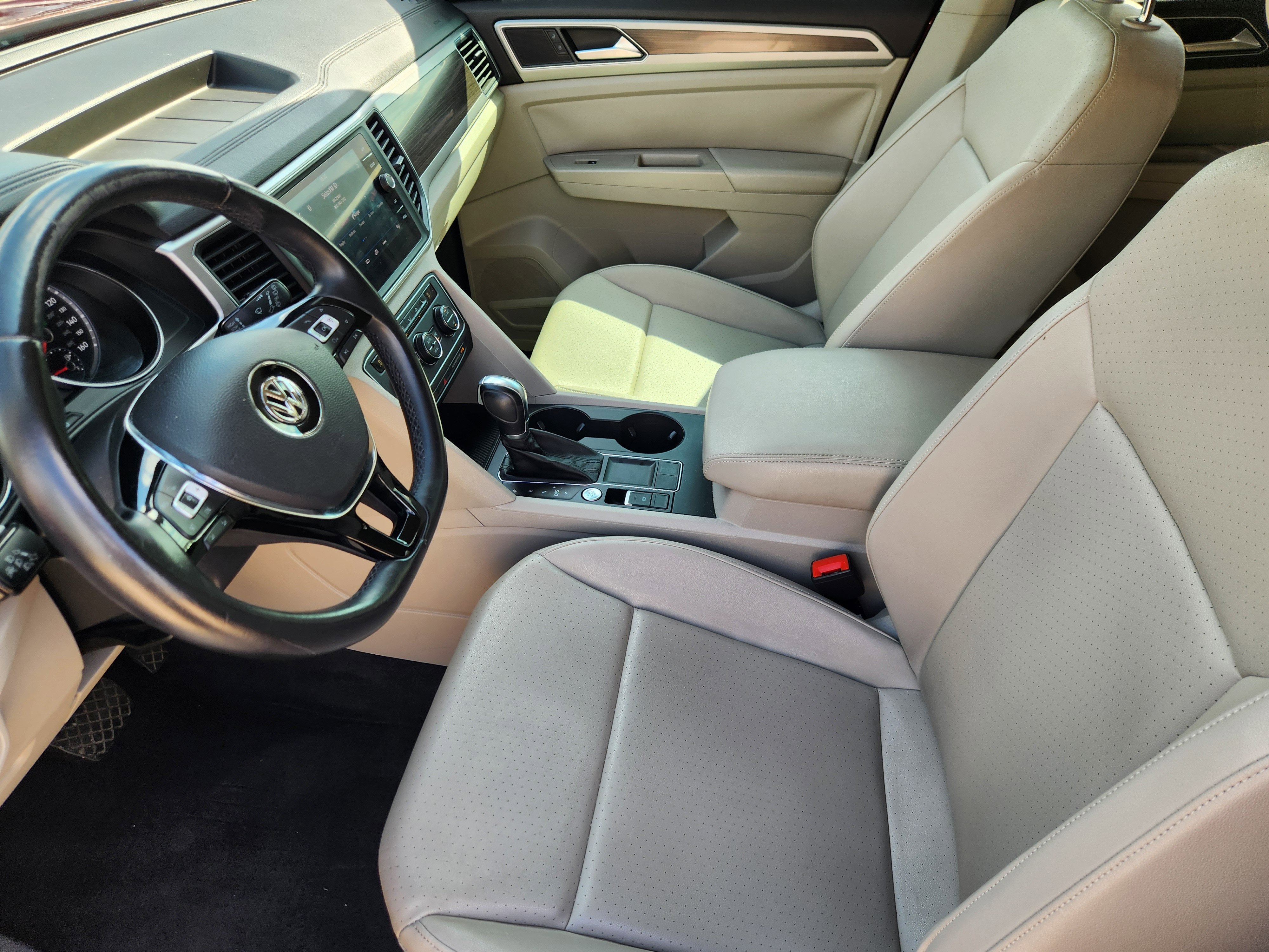 2018 Volkswagen Atlas 3.6L V6 SE w/Technology