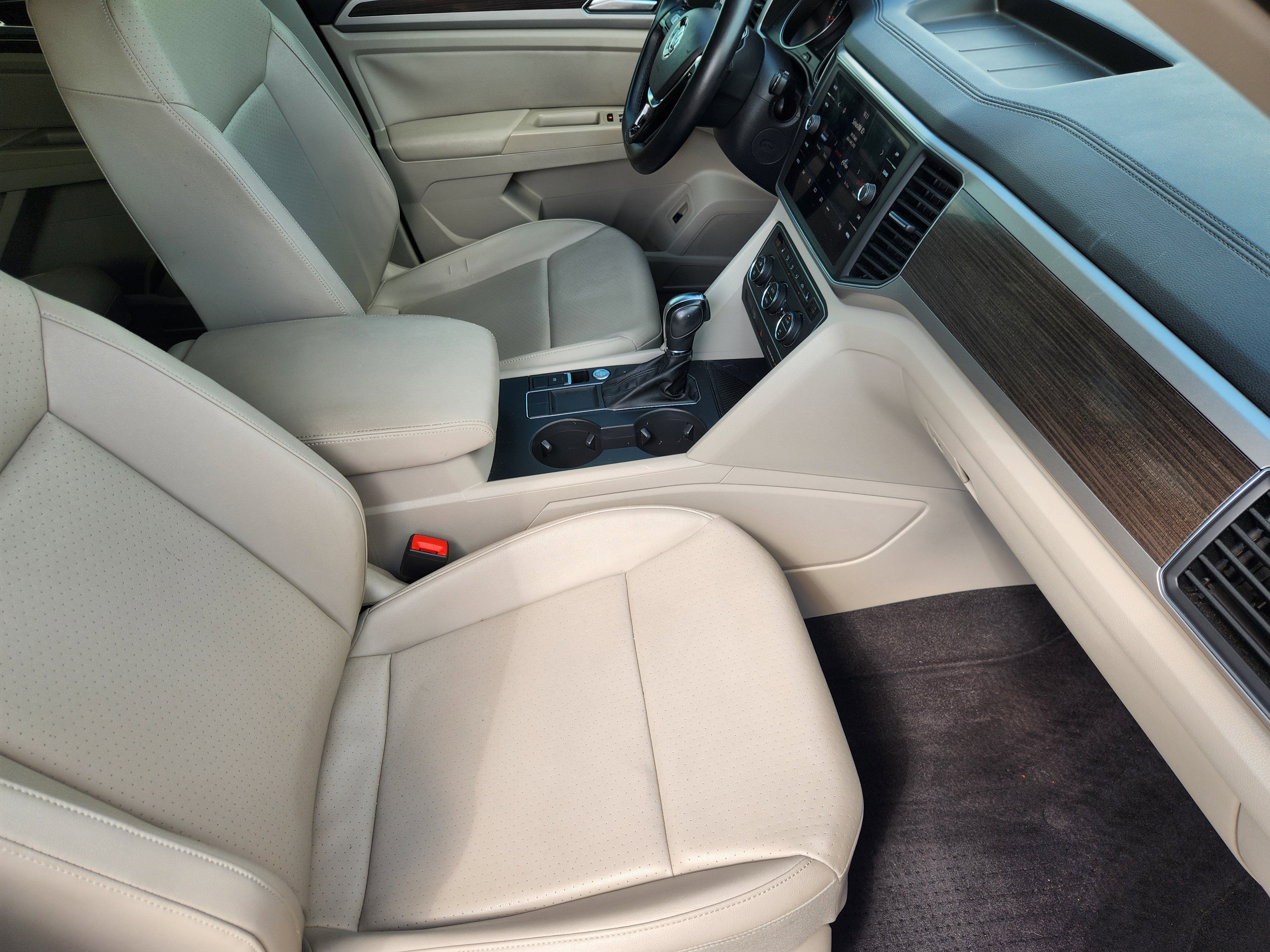 2018 Volkswagen Atlas 3.6L V6 SE w/Technology