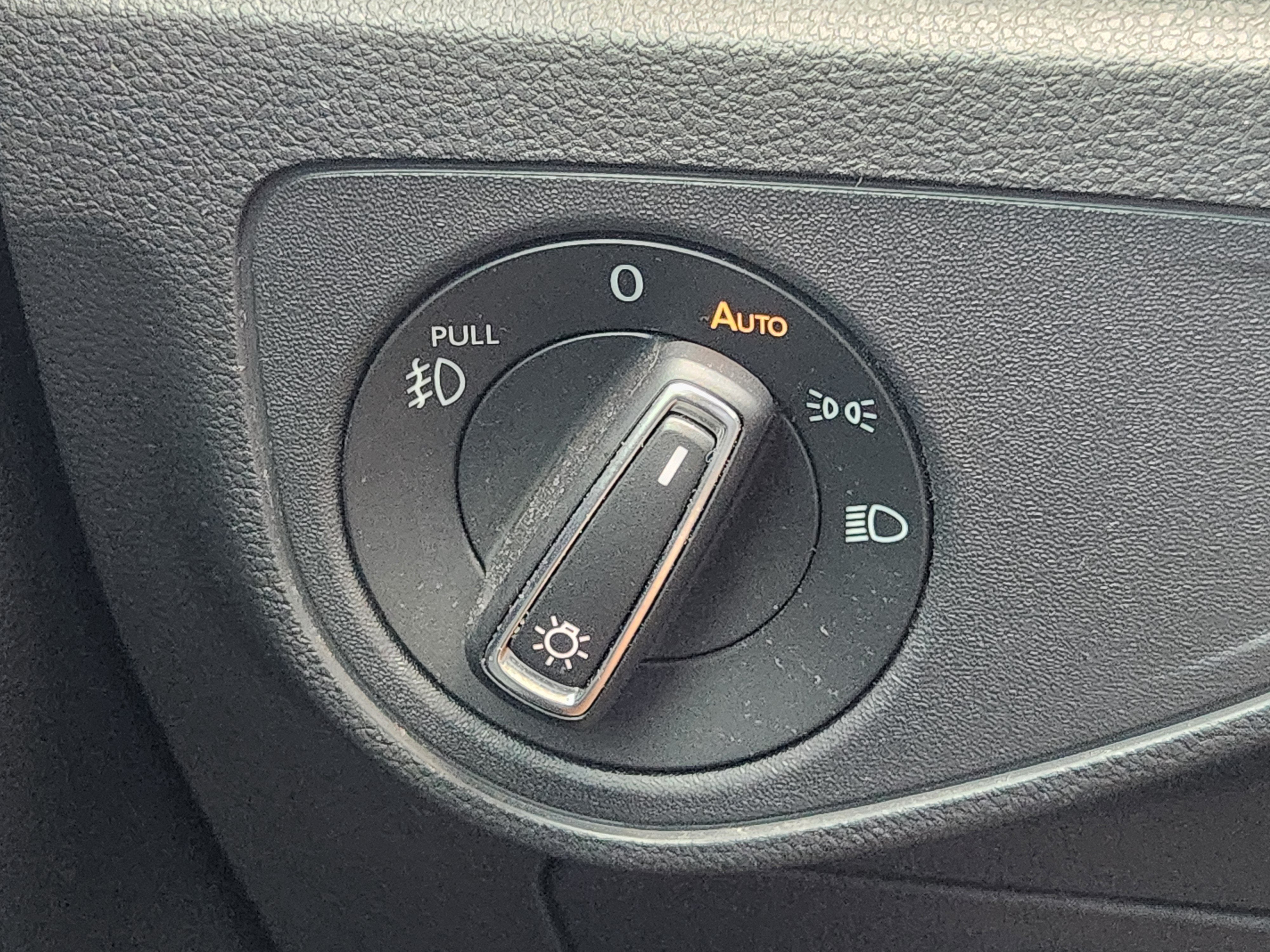2018 Volkswagen Atlas 3.6L V6 SE w/Technology