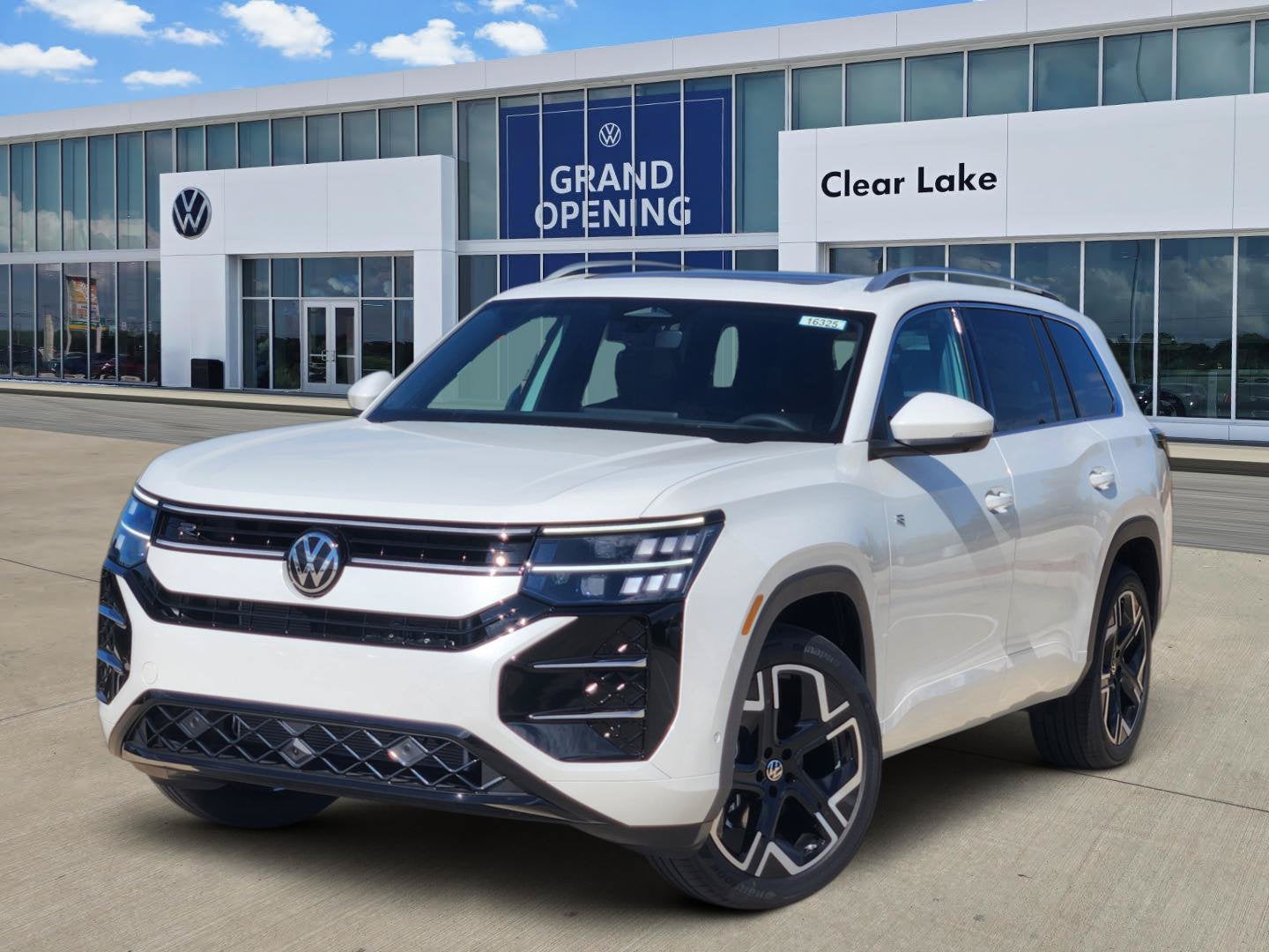 2027 Volkswagen Atlas SEL Premium R-Line