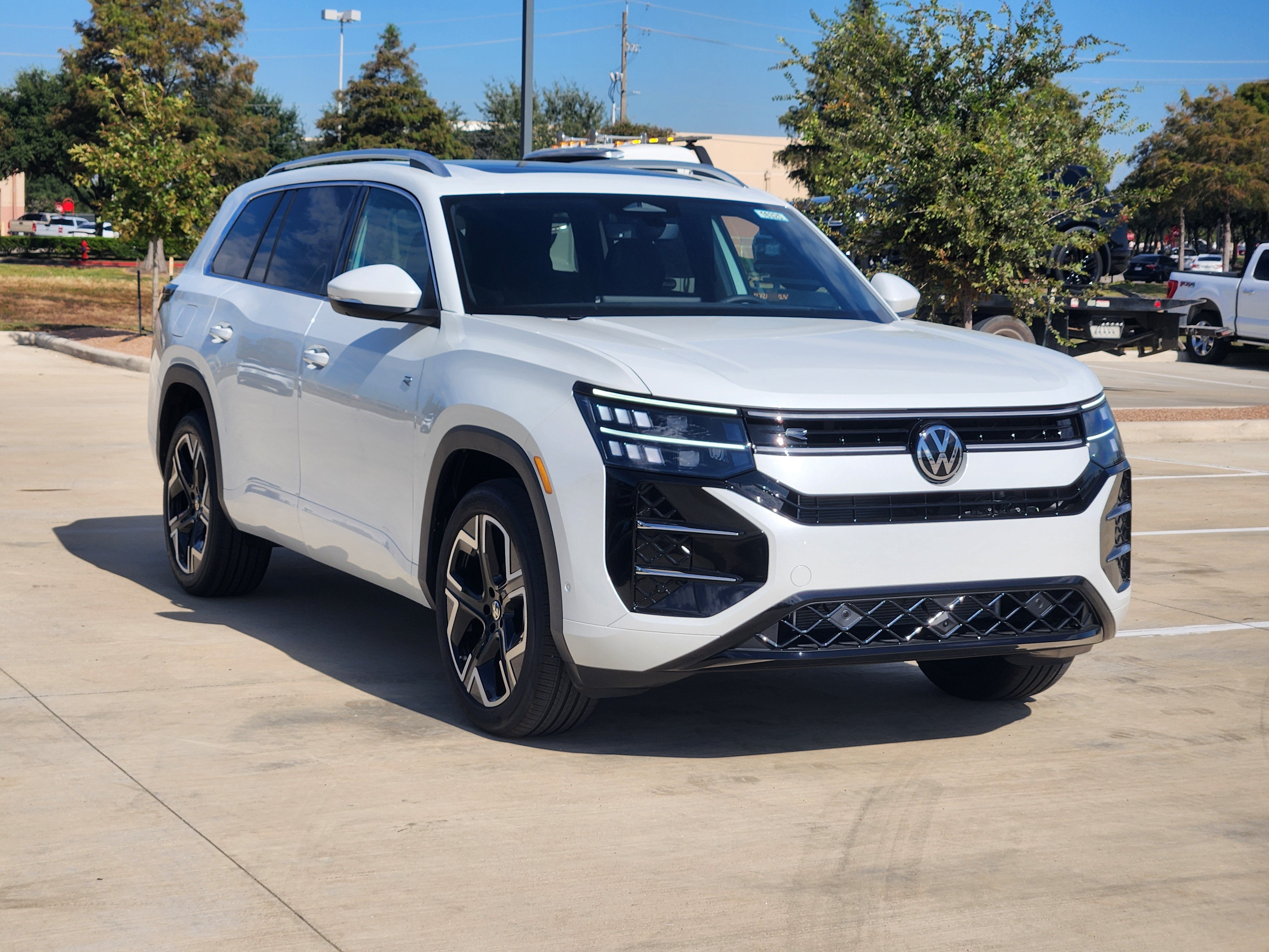2027 Volkswagen Atlas SEL Premium R-Line
