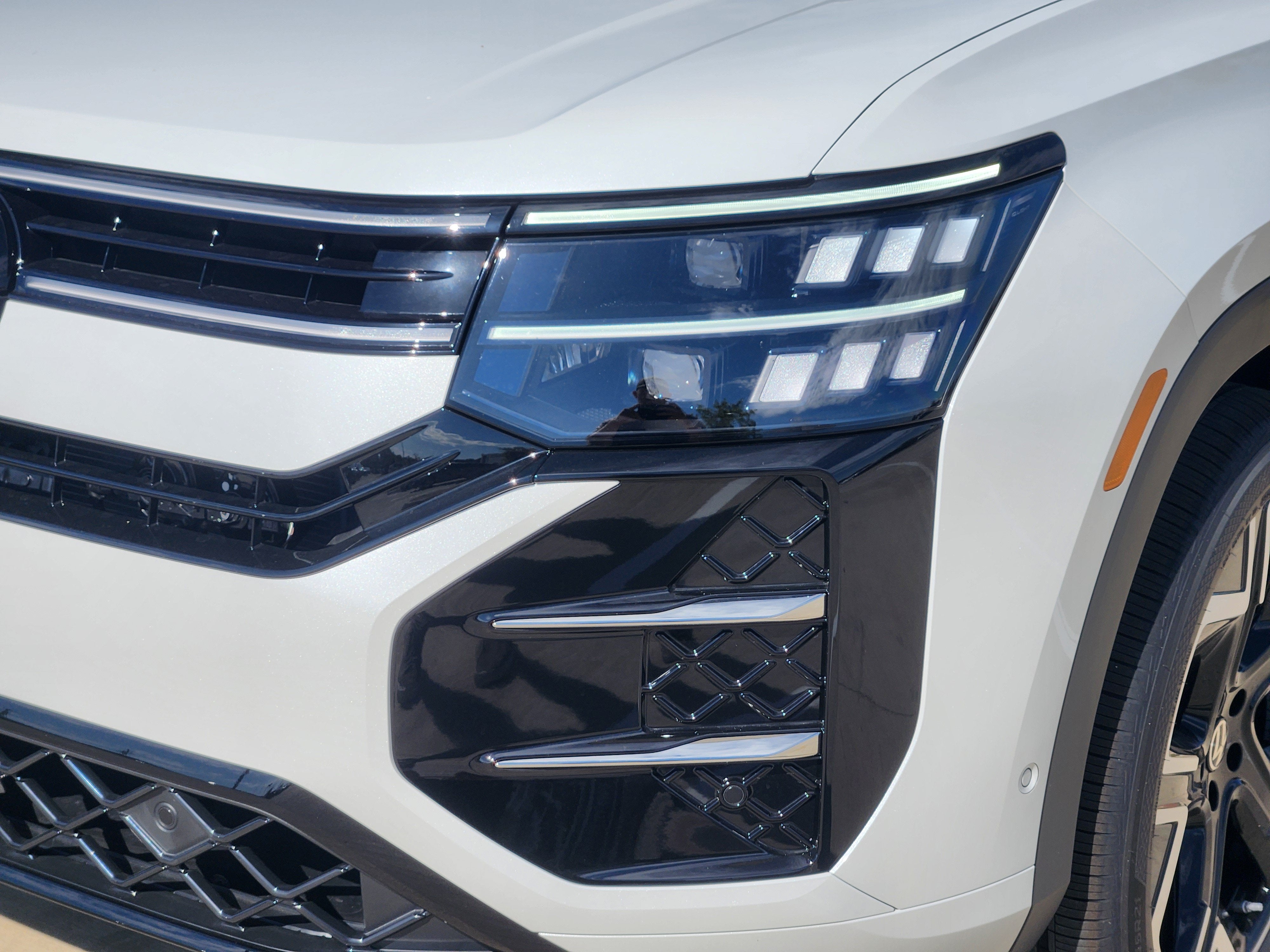 2027 Volkswagen Atlas SEL Premium R-Line