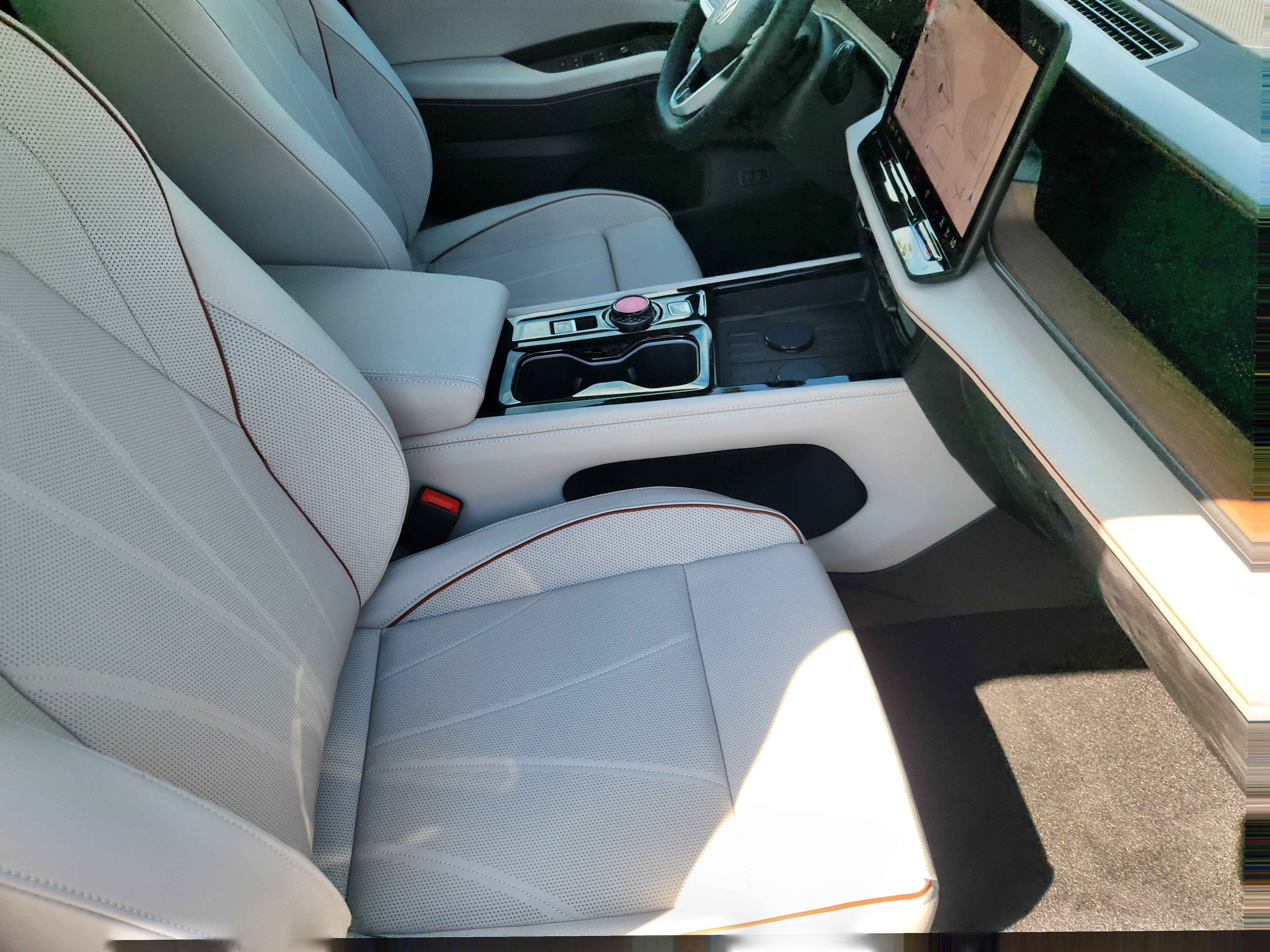2027 Volkswagen Atlas SEL Premium R-Line