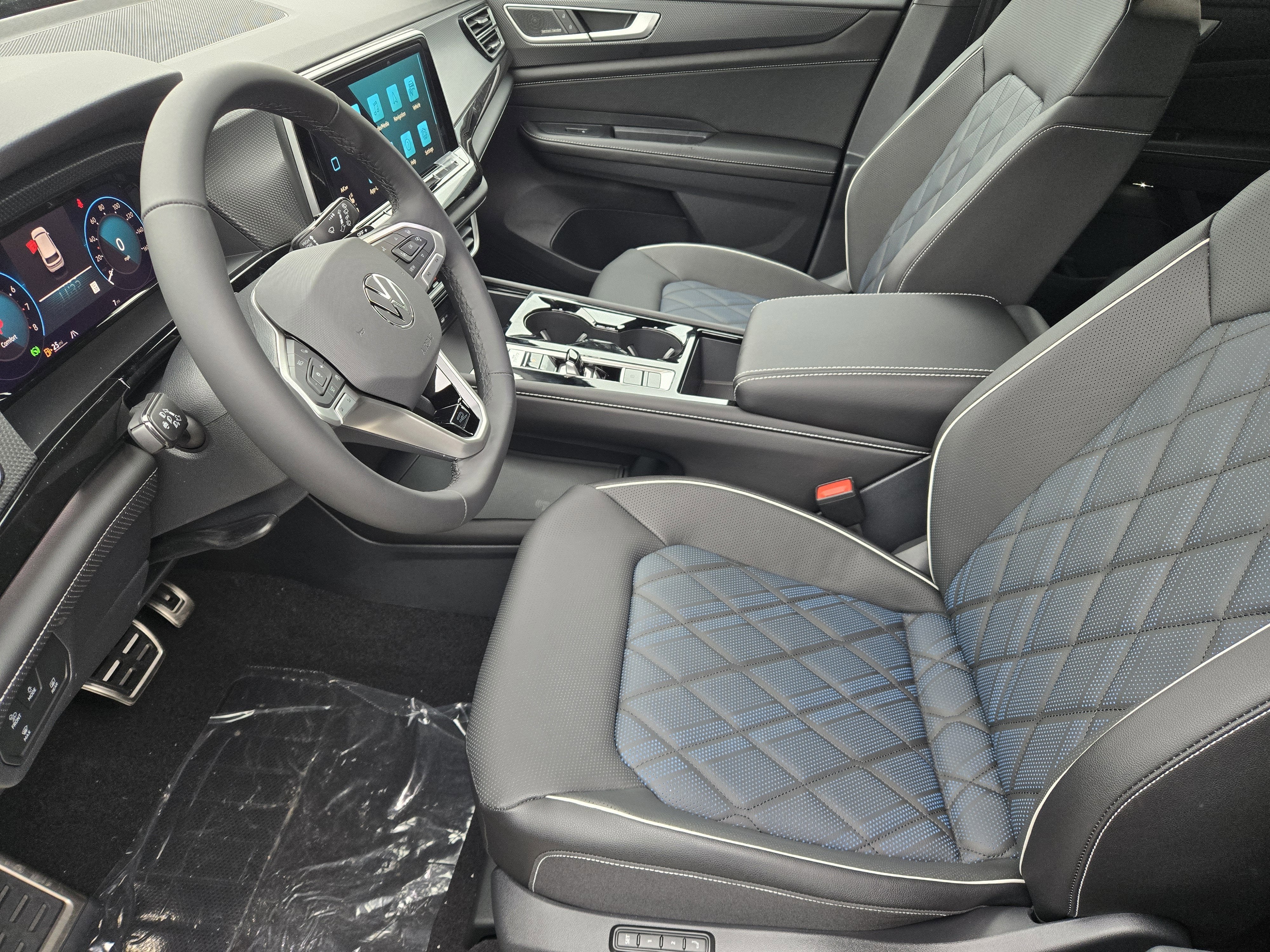 2026 Volkswagen Atlas Cross Sport 2.0T SEL Premium R-Line