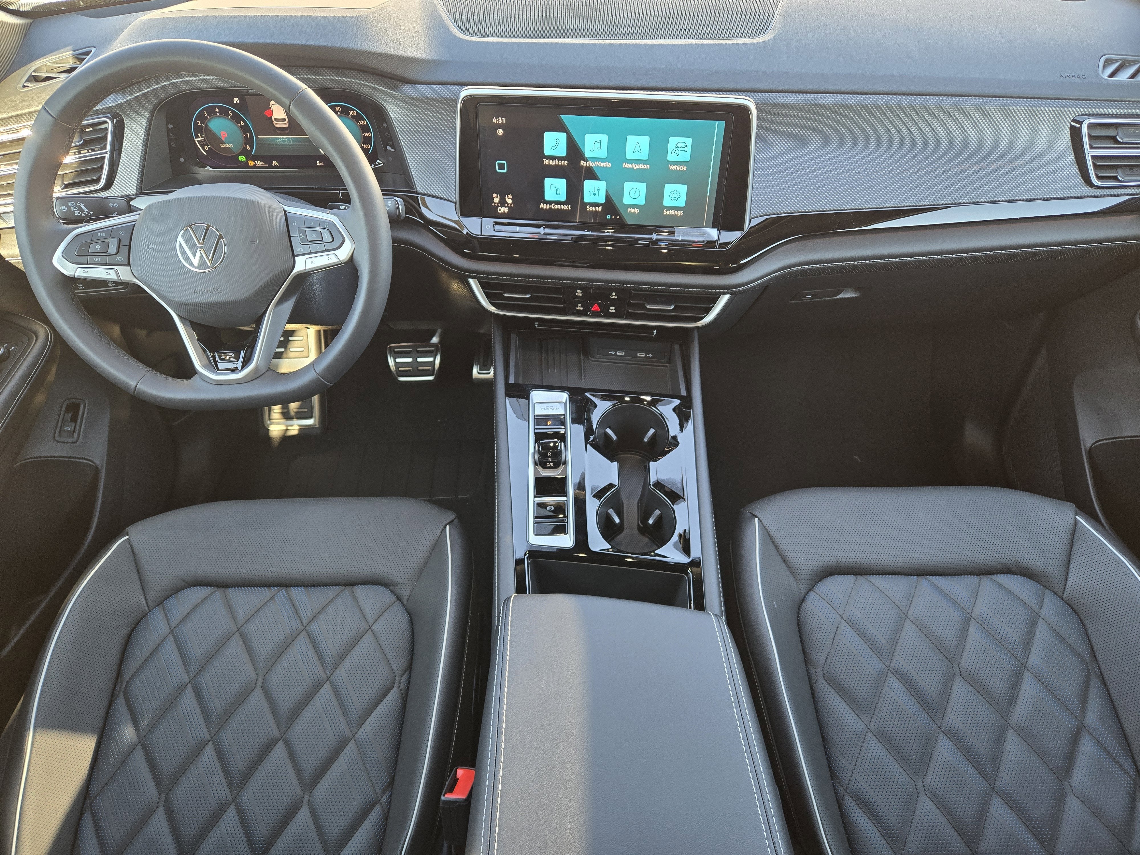 2026 Volkswagen Atlas Cross Sport 2.0T SEL Premium R-Line