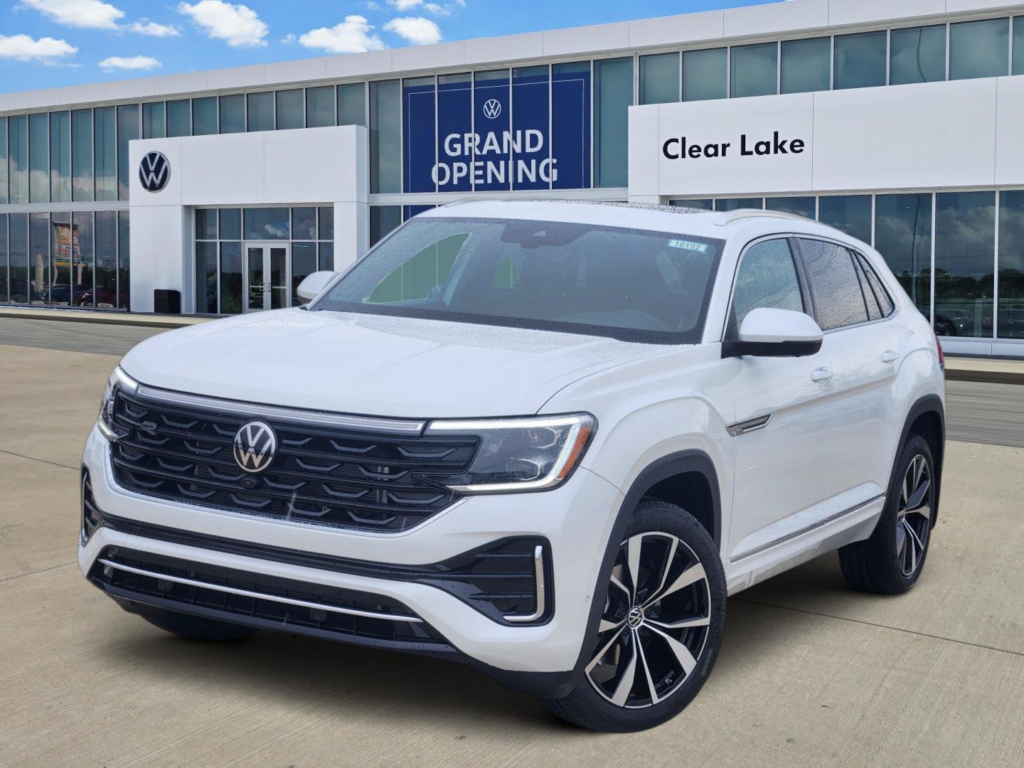2026 Volkswagen Atlas Cross Sport 2.0T SEL Premium R-Line