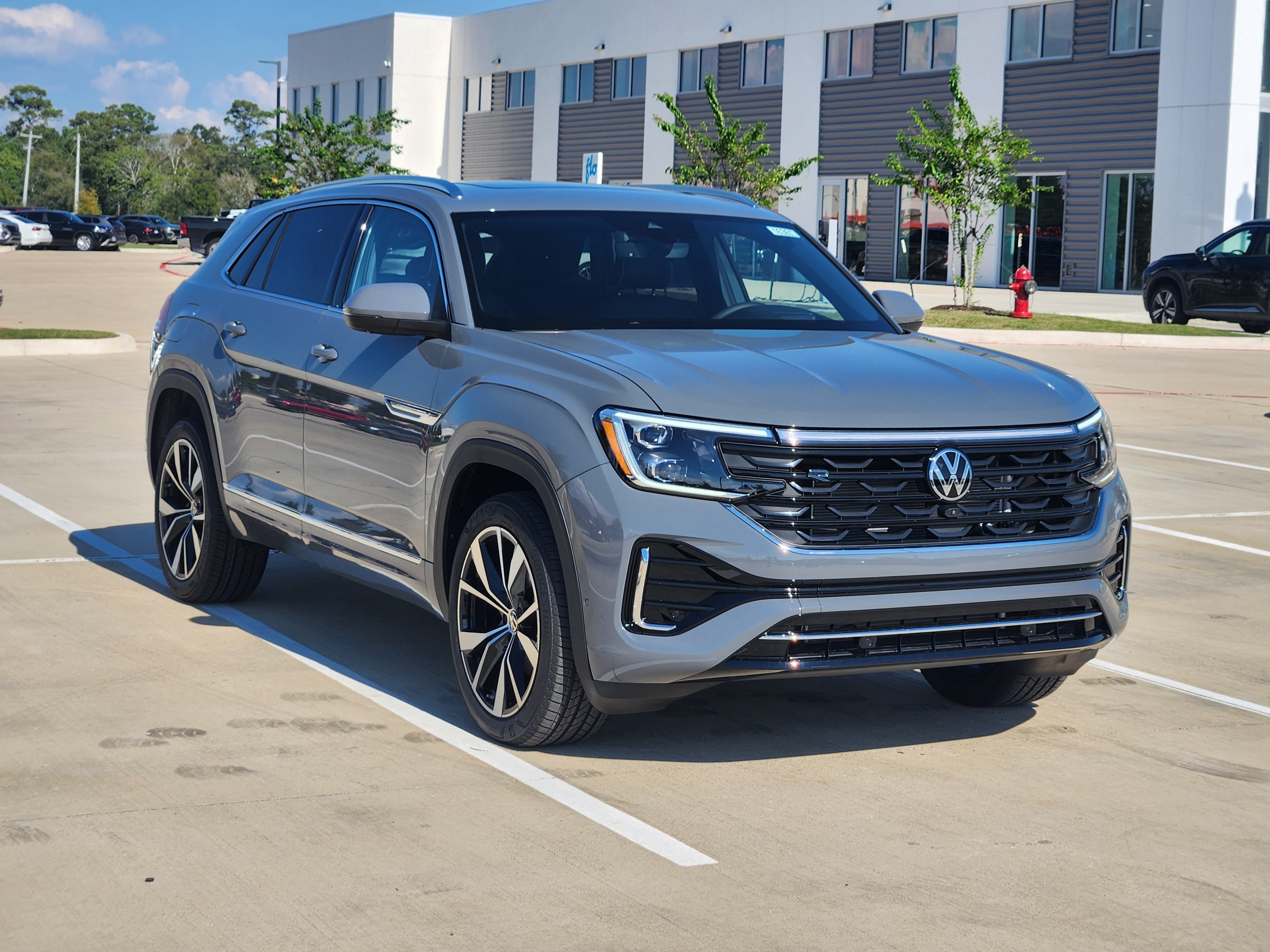 2026 Volkswagen Atlas Cross Sport 2.0T SEL Premium R-Line