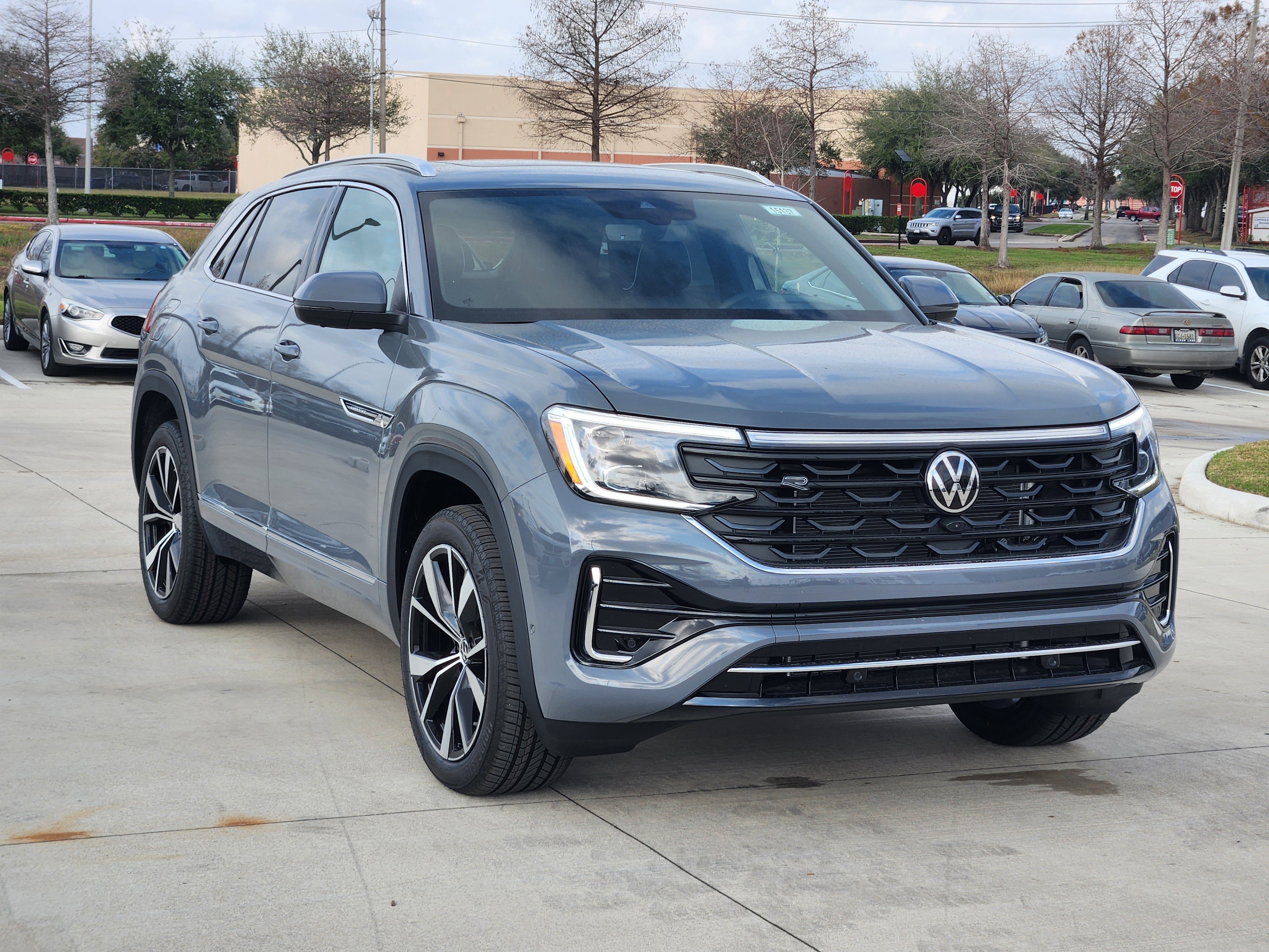 2026 Volkswagen Atlas Cross Sport 2.0T SEL Premium R-Line