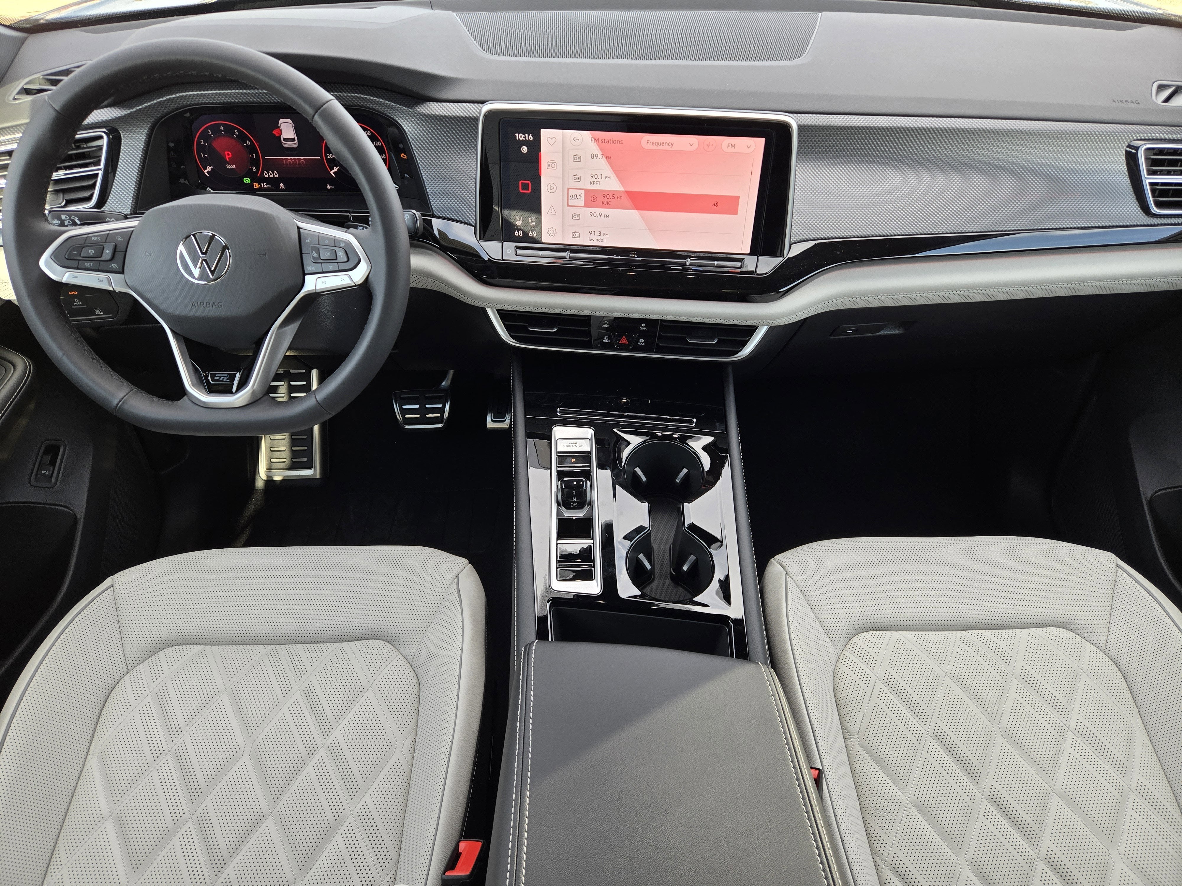 2026 Volkswagen Atlas Cross Sport 2.0T SEL Premium R-Line