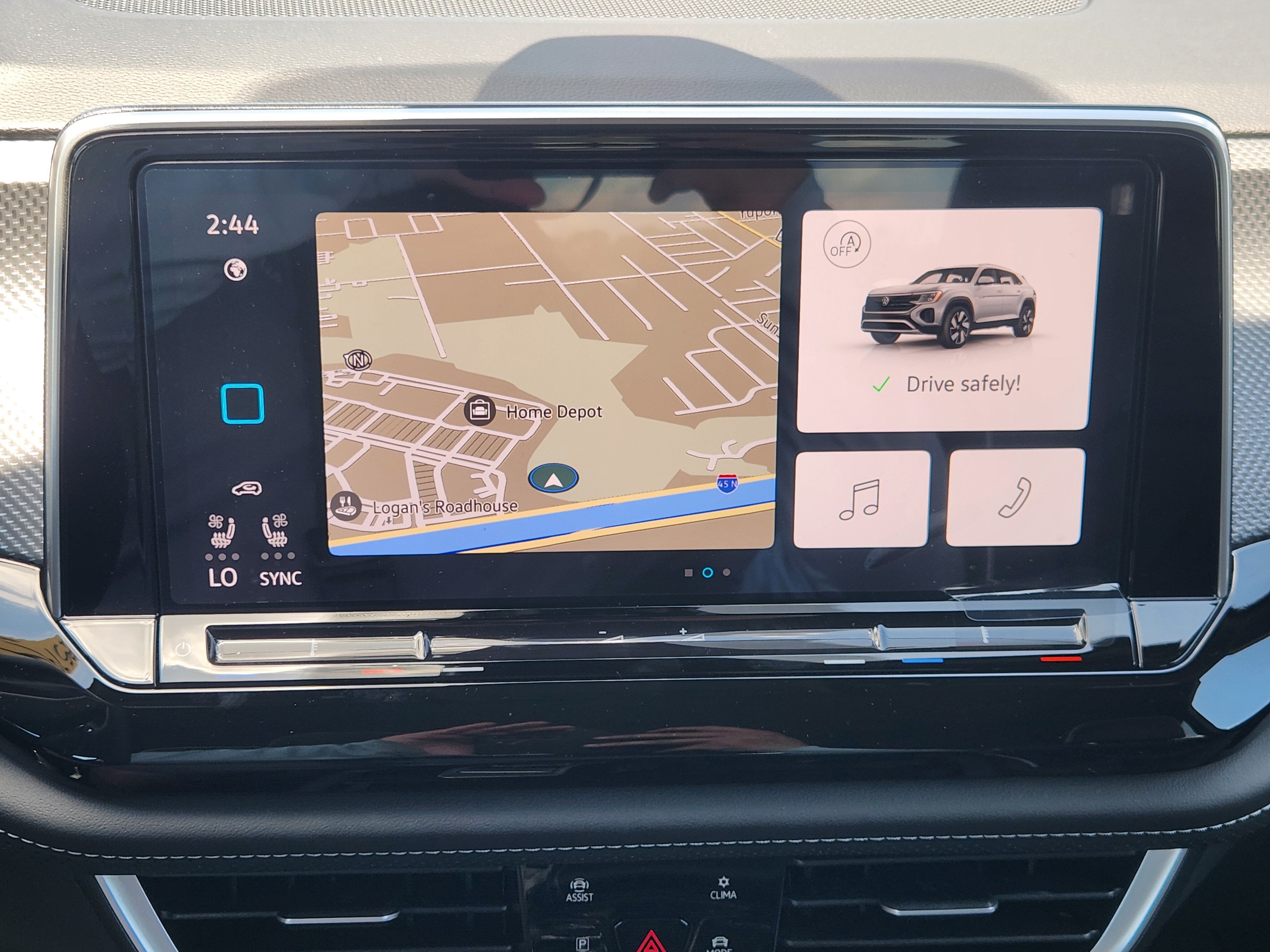 2026 Volkswagen Atlas Cross Sport 2.0T SEL Premium R-Line
