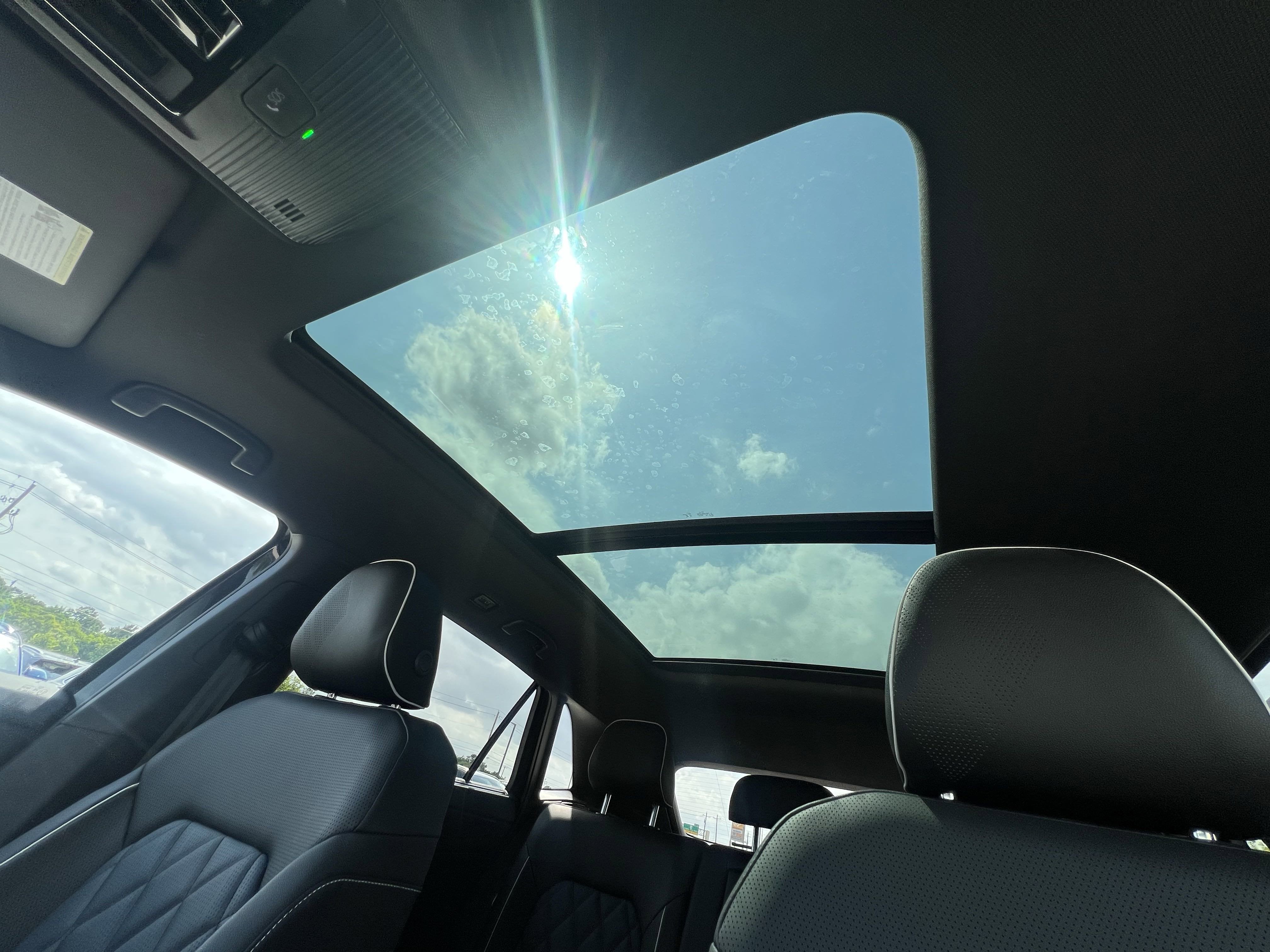 2025 Volkswagen Atlas Cross Sport 2.0T SEL Premium R-Line