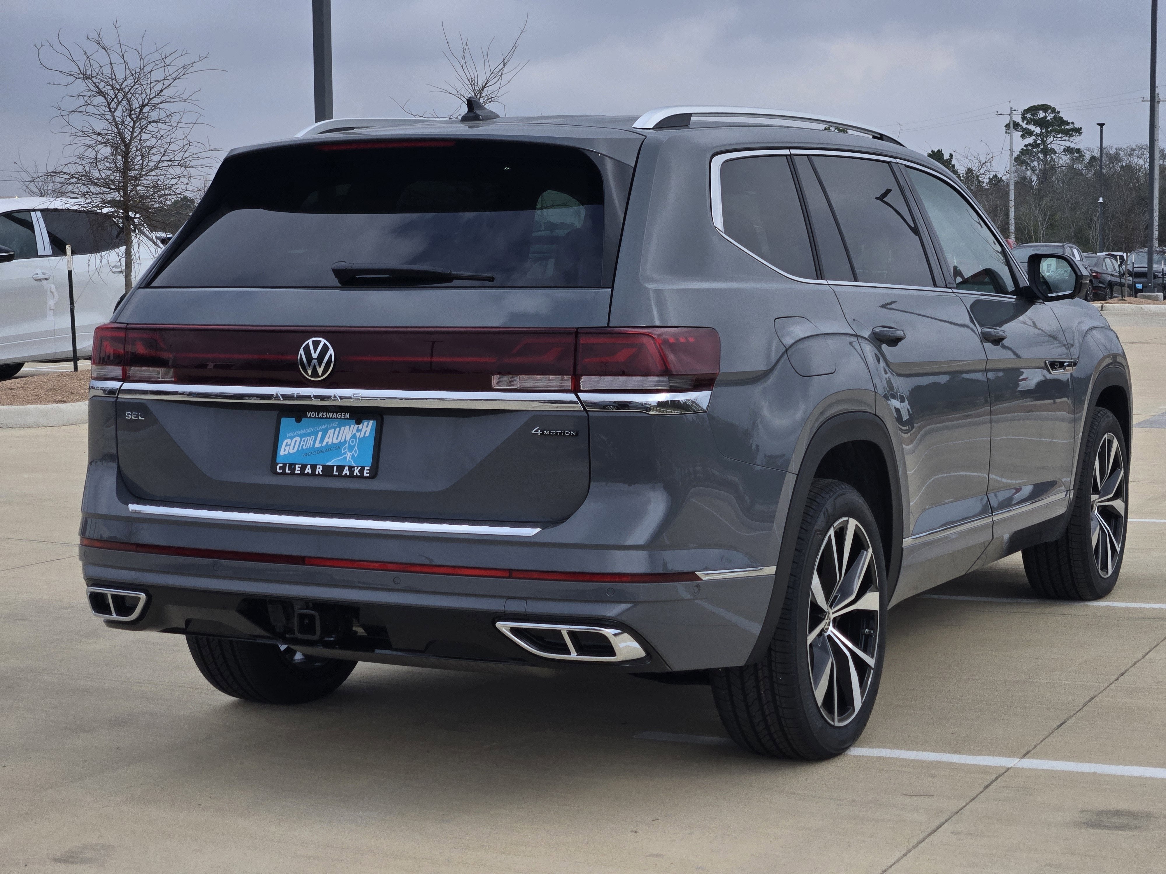 2026 Volkswagen Atlas 2.0T SEL Premium R-Line