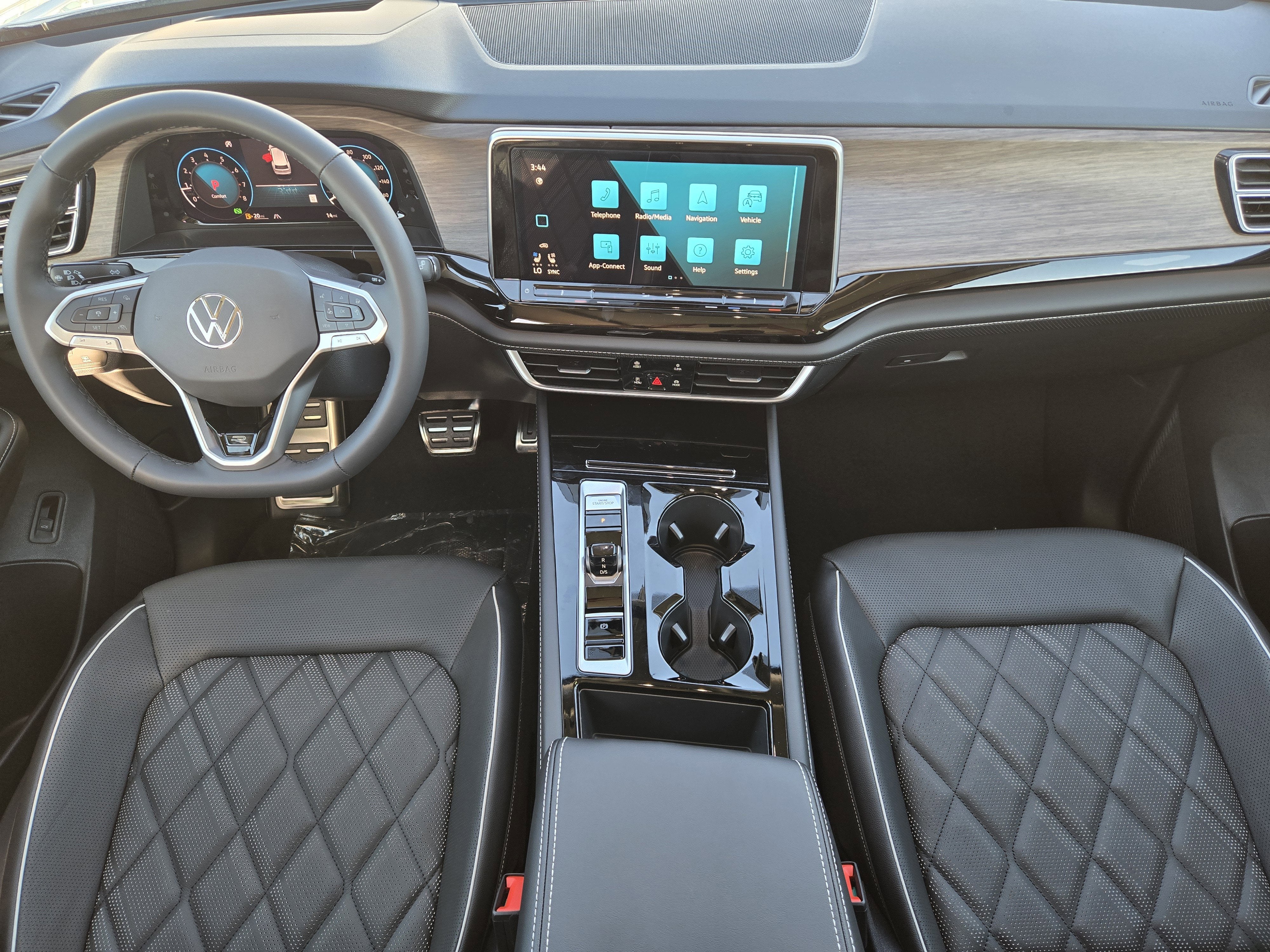 2026 Volkswagen Atlas 2.0T SEL Premium R-Line