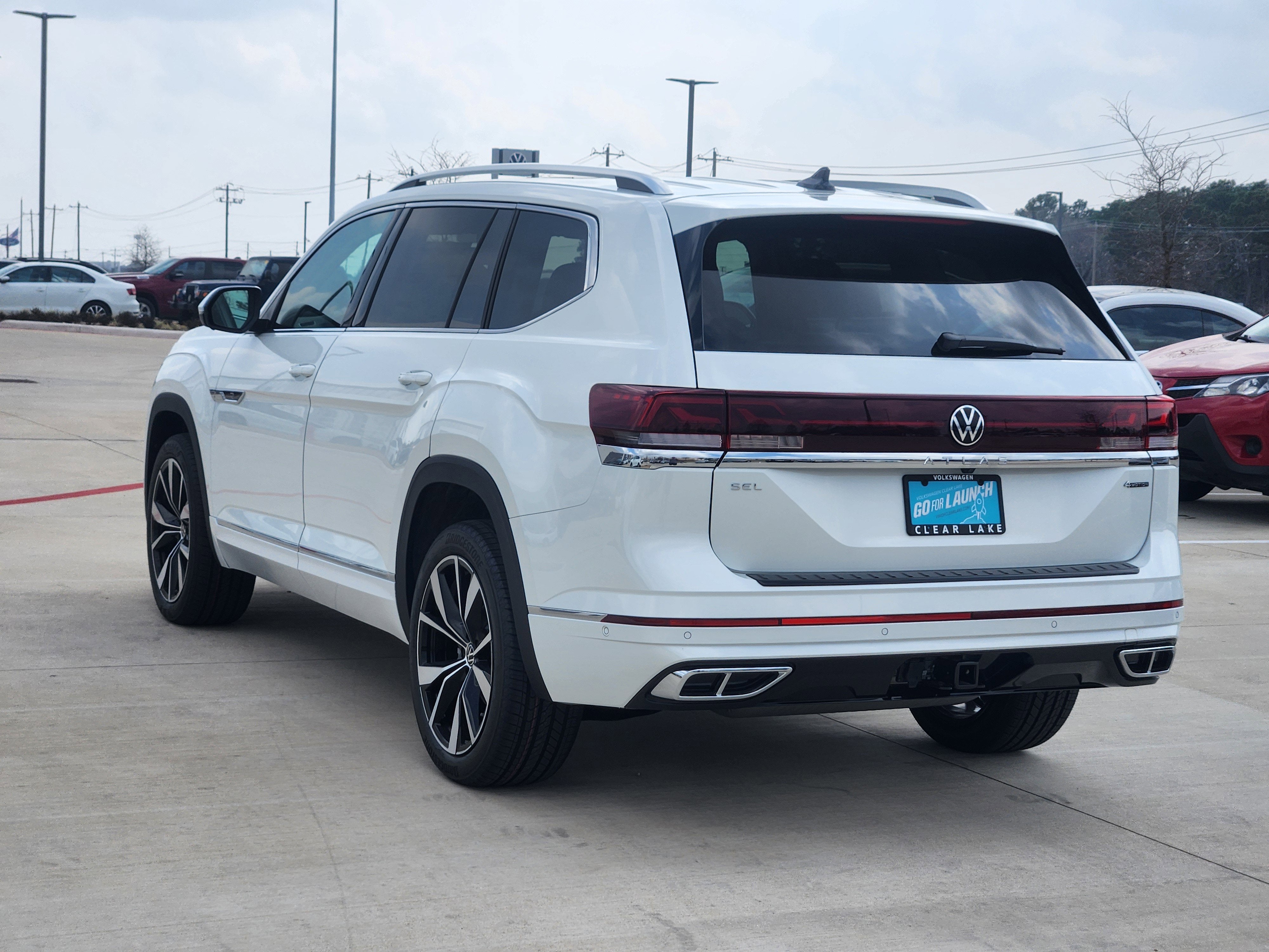 2026 Volkswagen Atlas 2.0T SEL Premium R-Line