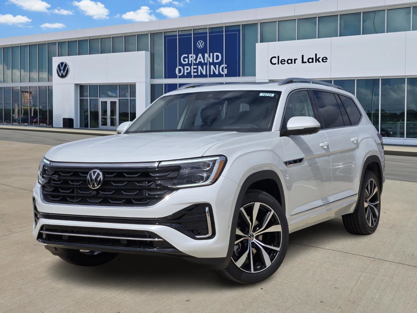 2026 Volkswagen Atlas 2.0T SEL Premium R-Line