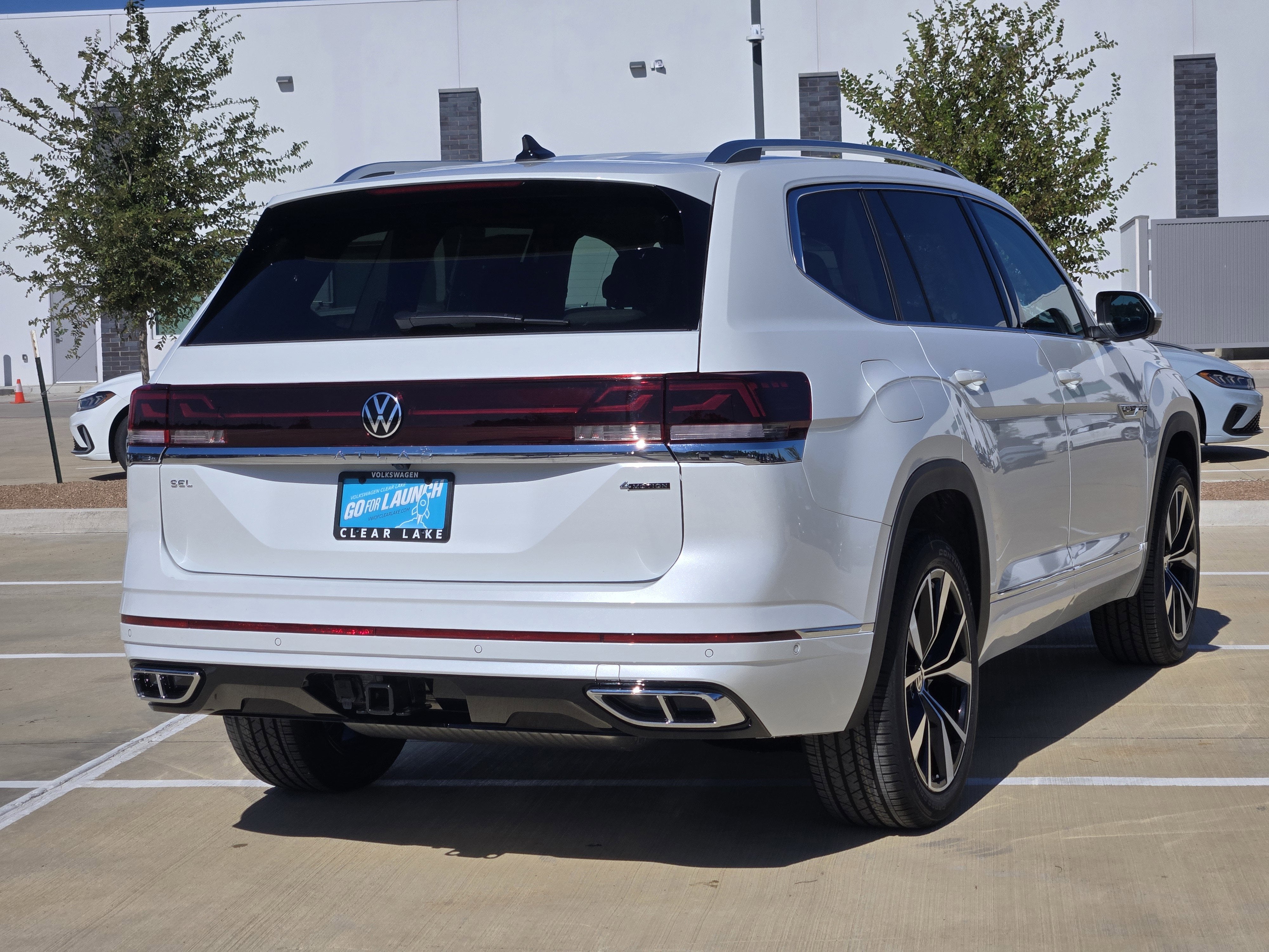 2026 Volkswagen Atlas 2.0T SEL Premium R-Line