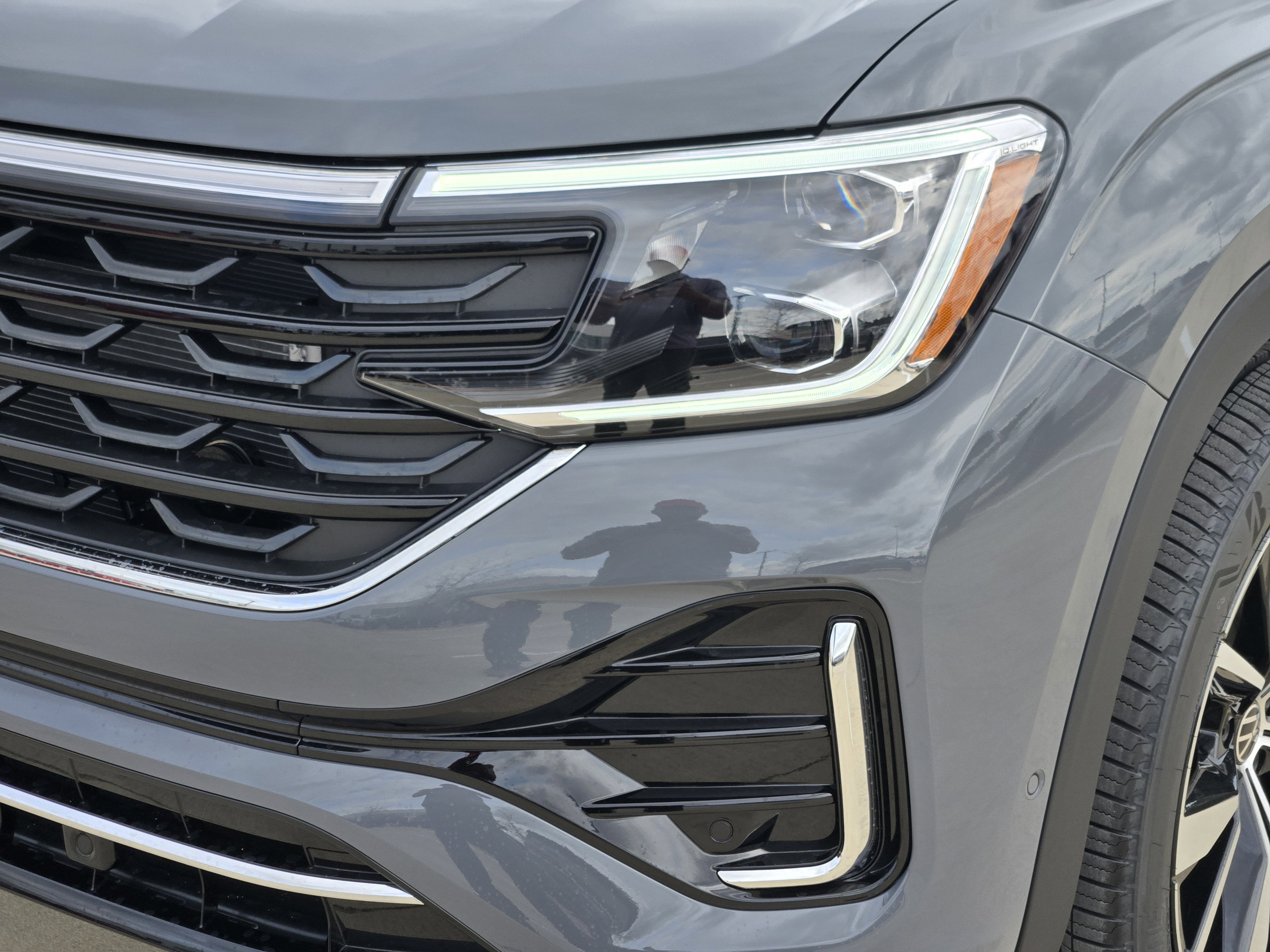 2026 Volkswagen Atlas 2.0T SEL Premium R-Line