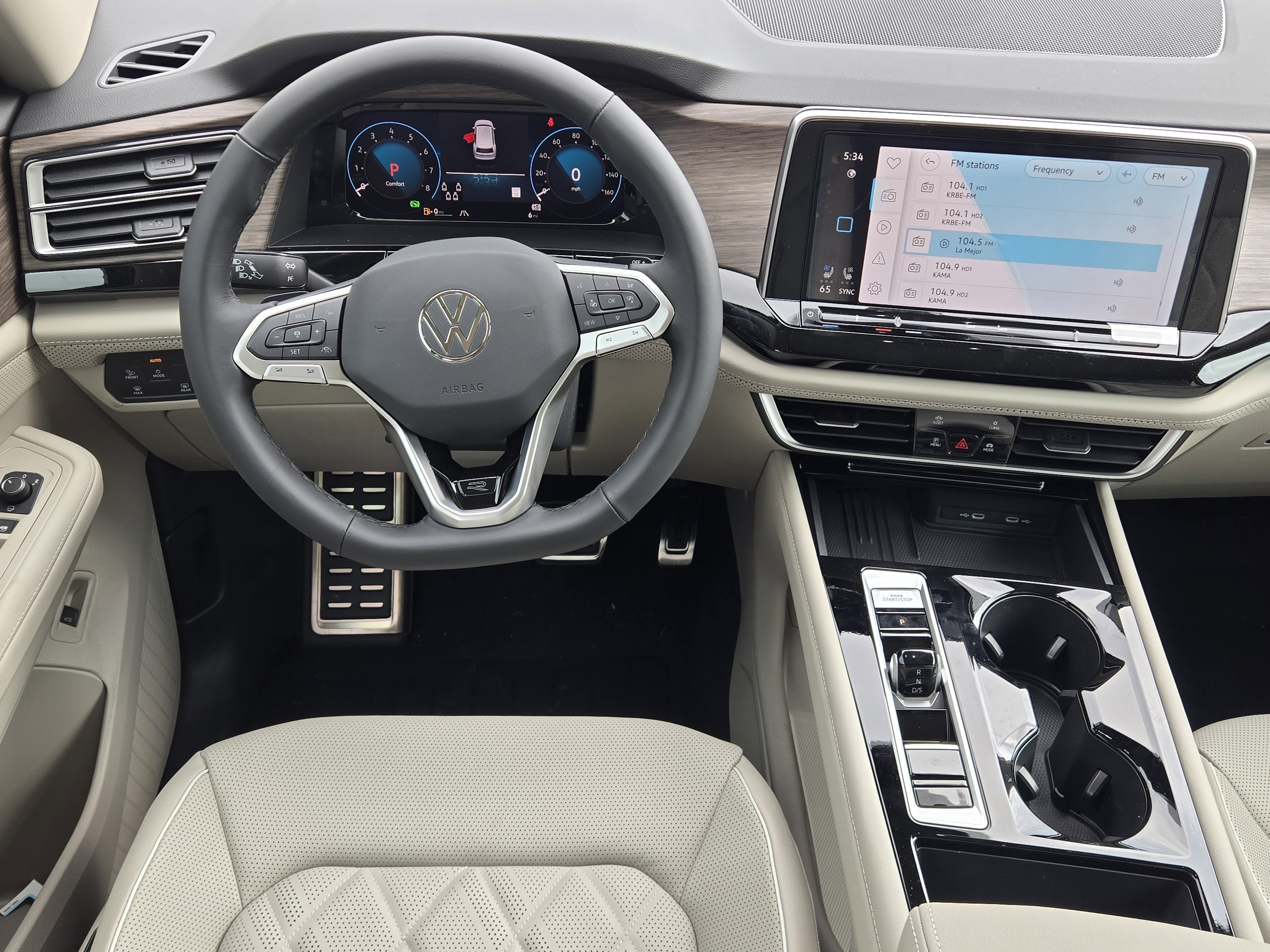 2026 Volkswagen Atlas 2.0T SEL Premium R-Line