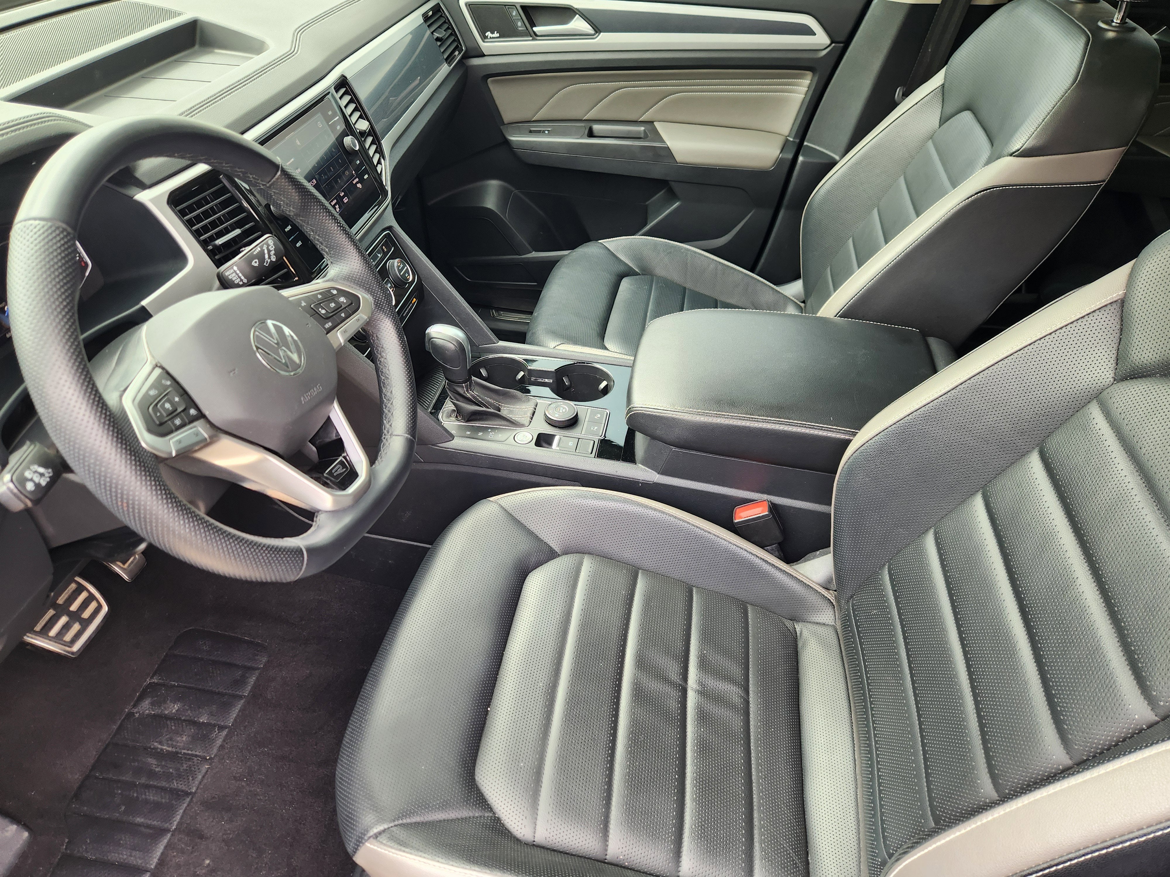 2023 Volkswagen Atlas 3.6L V6 SEL Premium R-Line