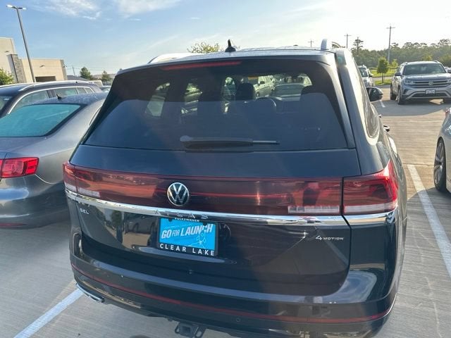 2024 Volkswagen Atlas 2.0T SEL Premium R-Line