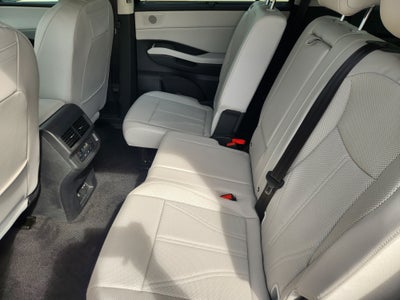 2027 Volkswagen Atlas SE w/Technology