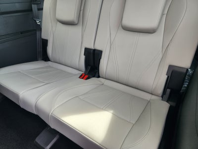 2027 Volkswagen Atlas SE w/Technology