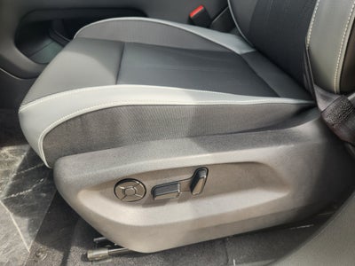 2027 Volkswagen Atlas SE w/Technology
