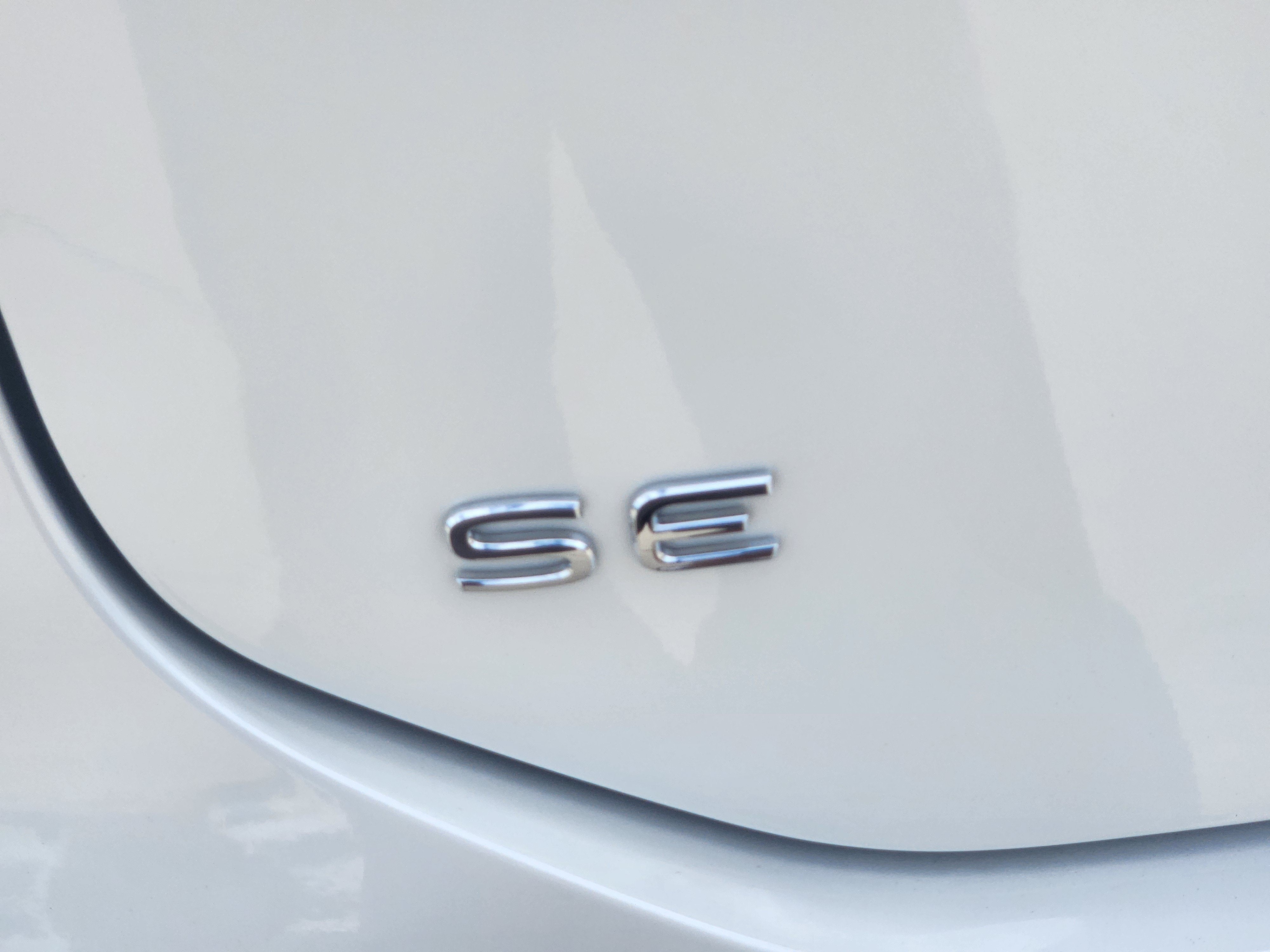 2027 Volkswagen Atlas SE w/Technology