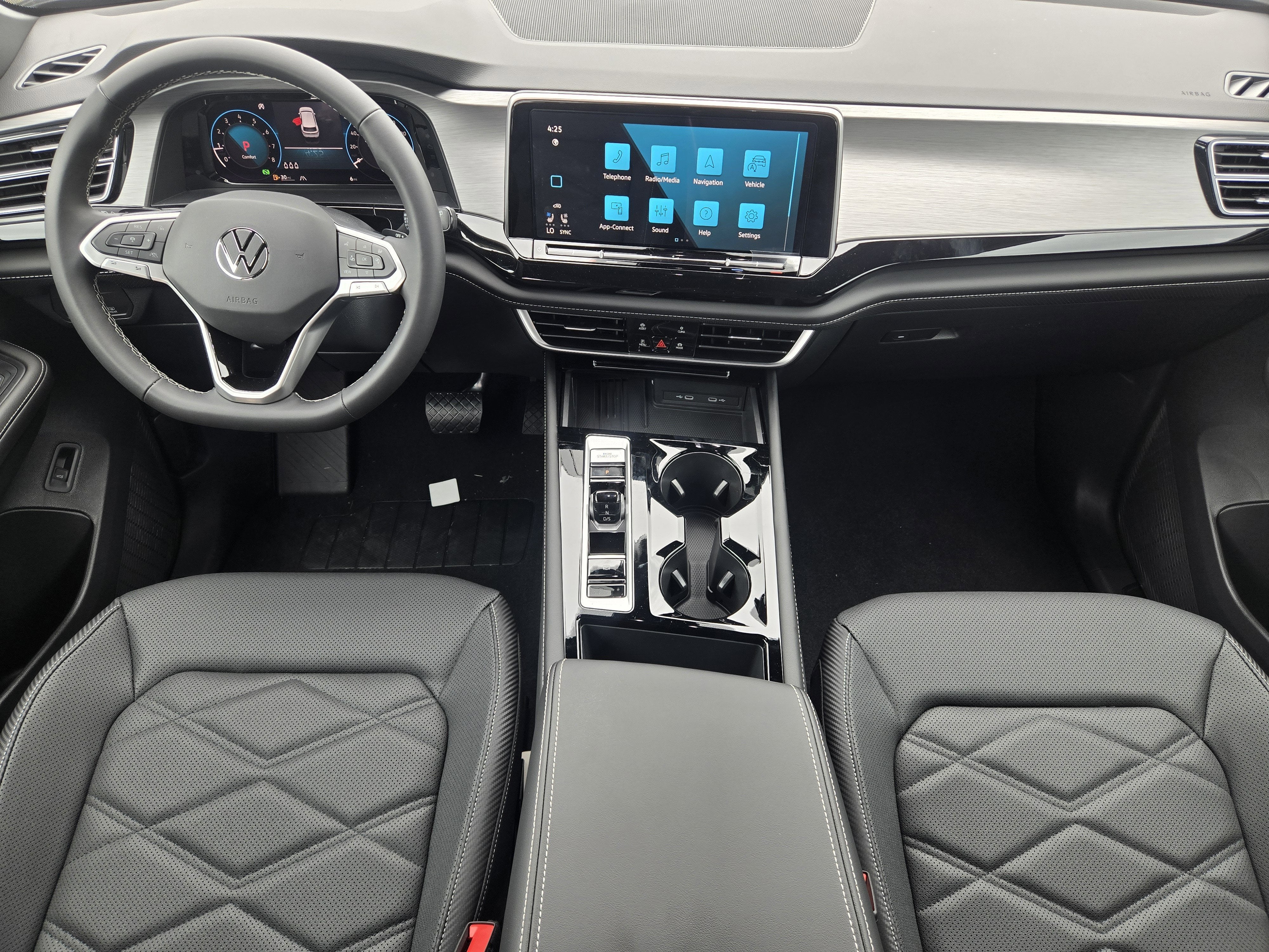 2026 Volkswagen Atlas Cross Sport 2.0T SE w/Technology