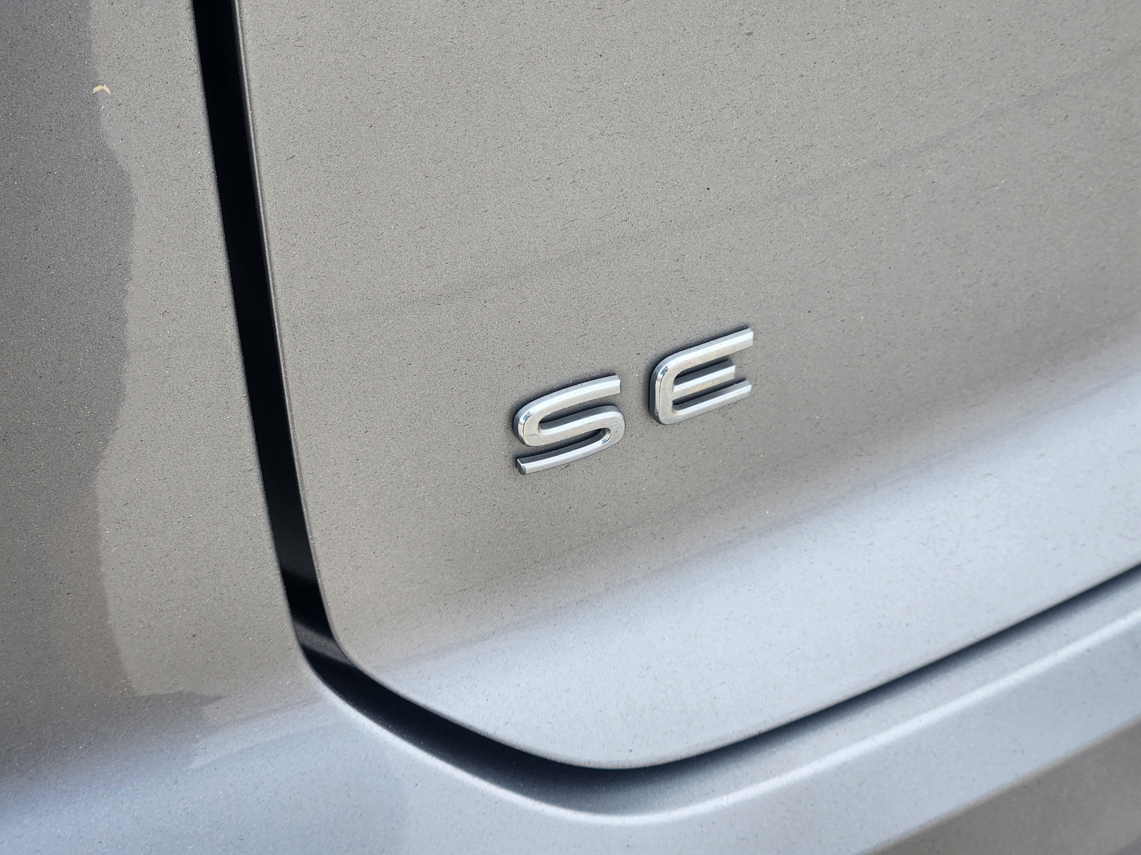 2023 Volkswagen Atlas Cross Sport 2.0T SE w/Technology