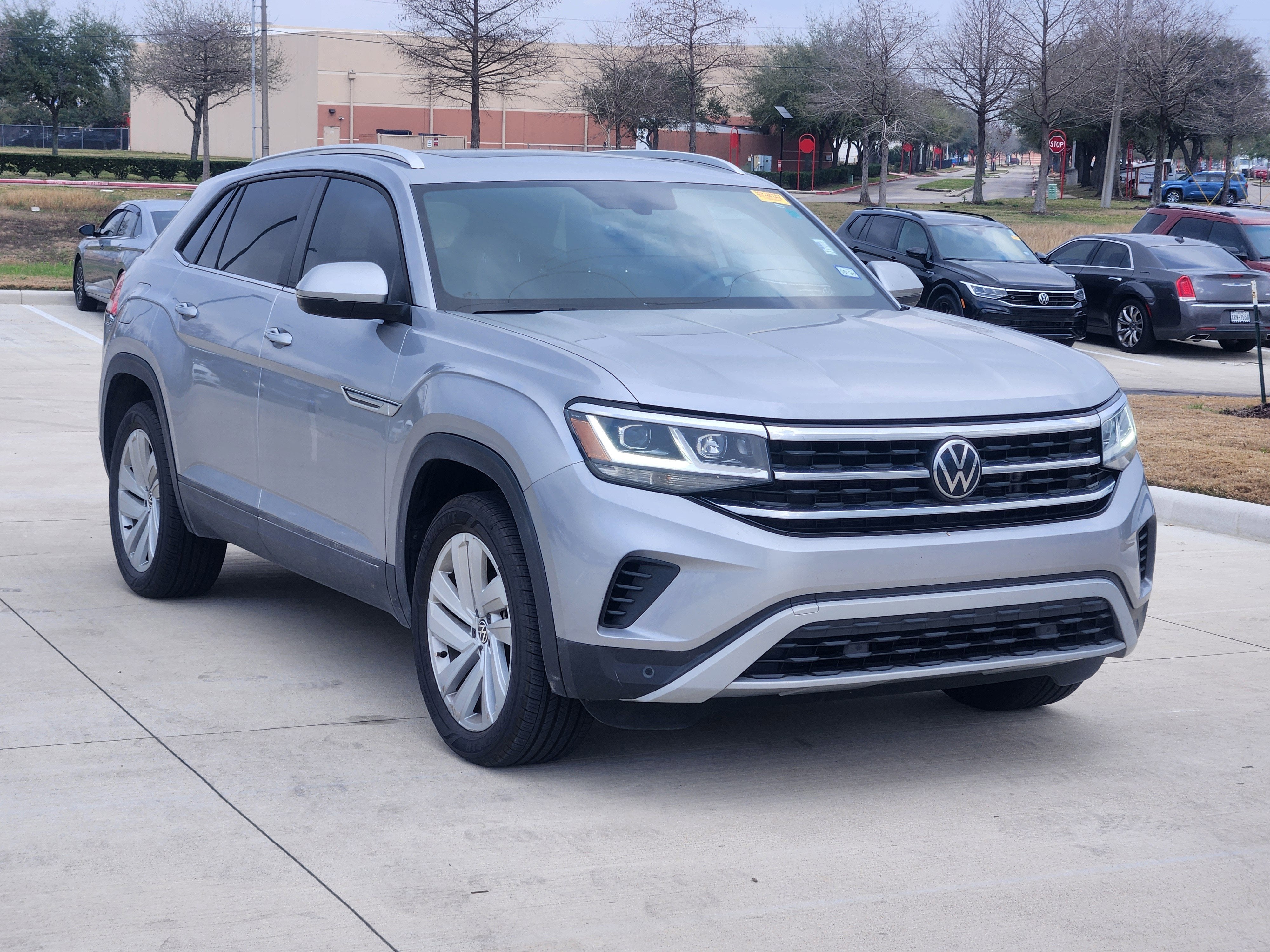 2023 Volkswagen Atlas Cross Sport 2.0T SE w/Technology