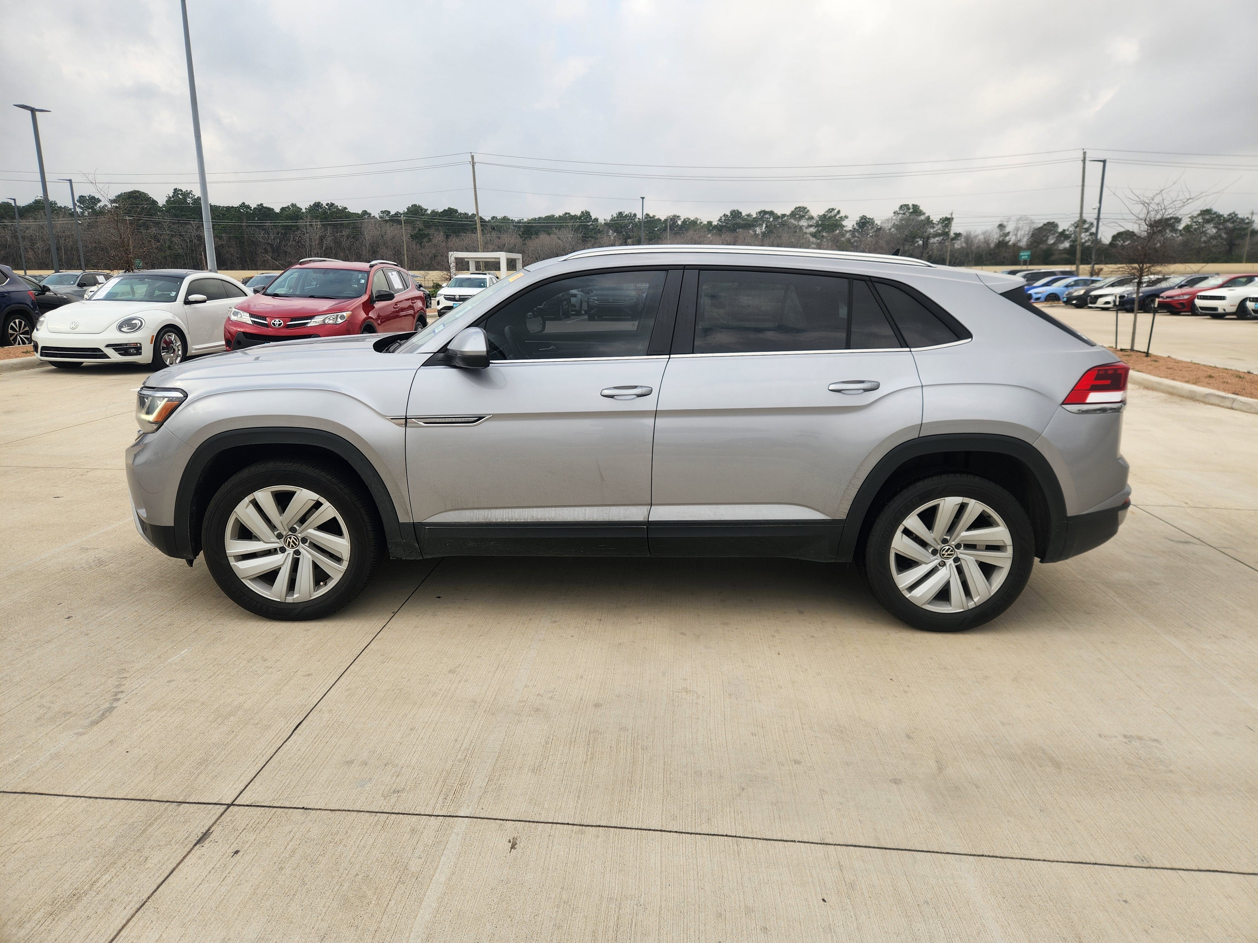 2023 Volkswagen Atlas Cross Sport 2.0T SE w/Technology