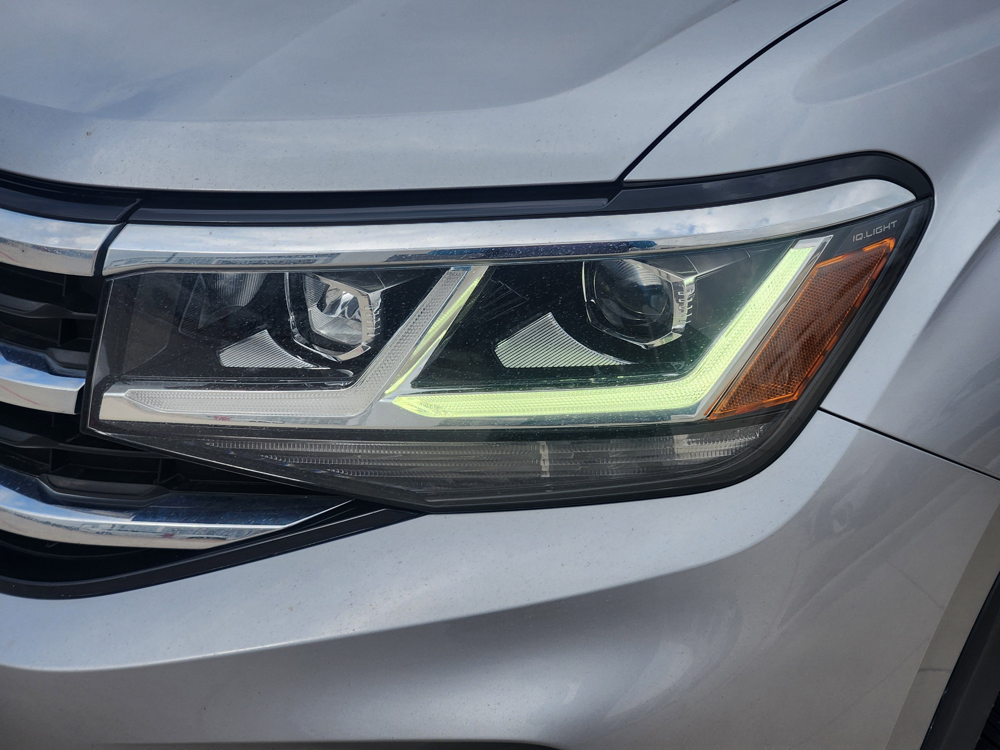 2023 Volkswagen Atlas Cross Sport 2.0T SE w/Technology