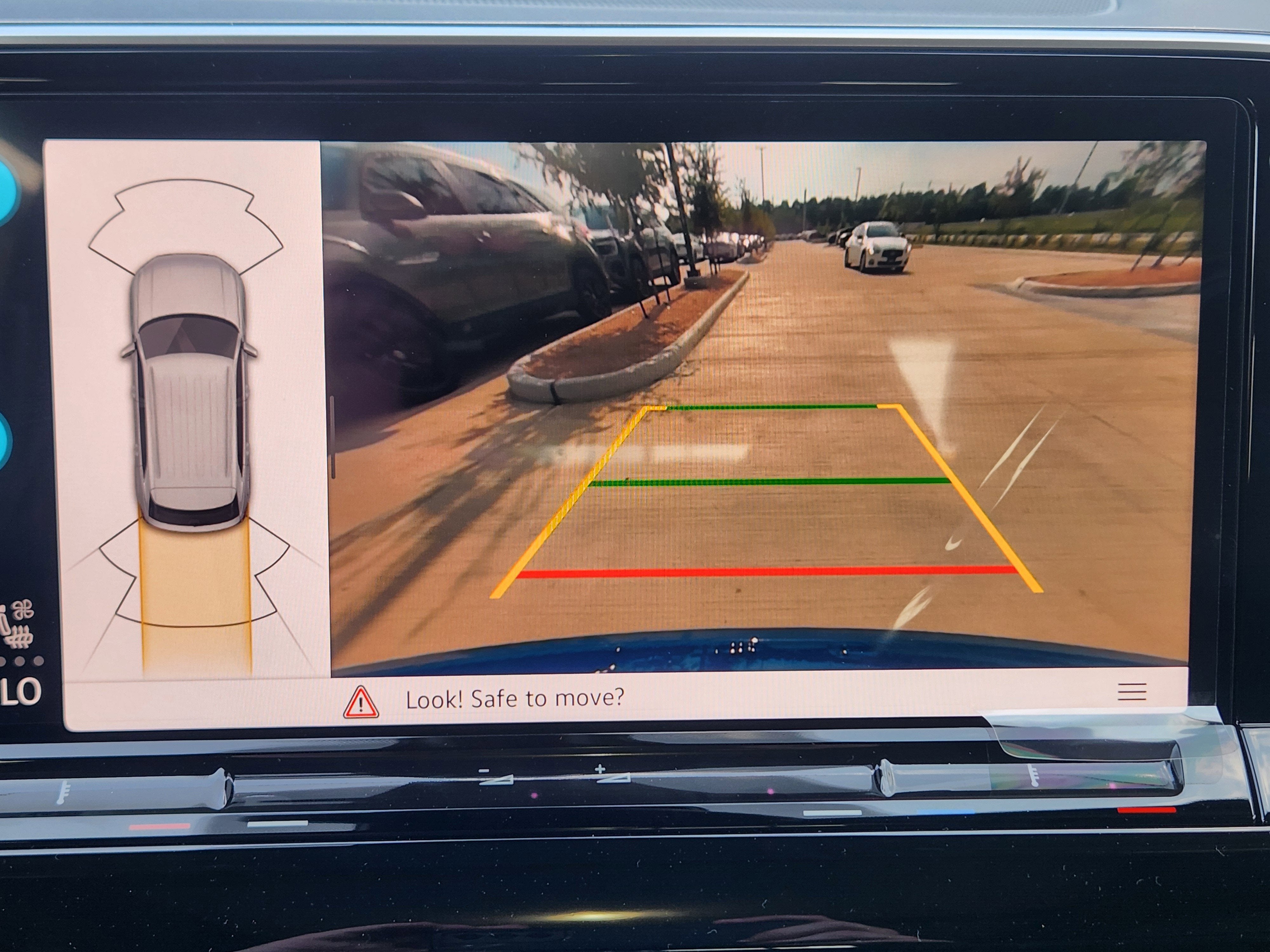 2026 Volkswagen Atlas Cross Sport 2.0T SE w/Technology