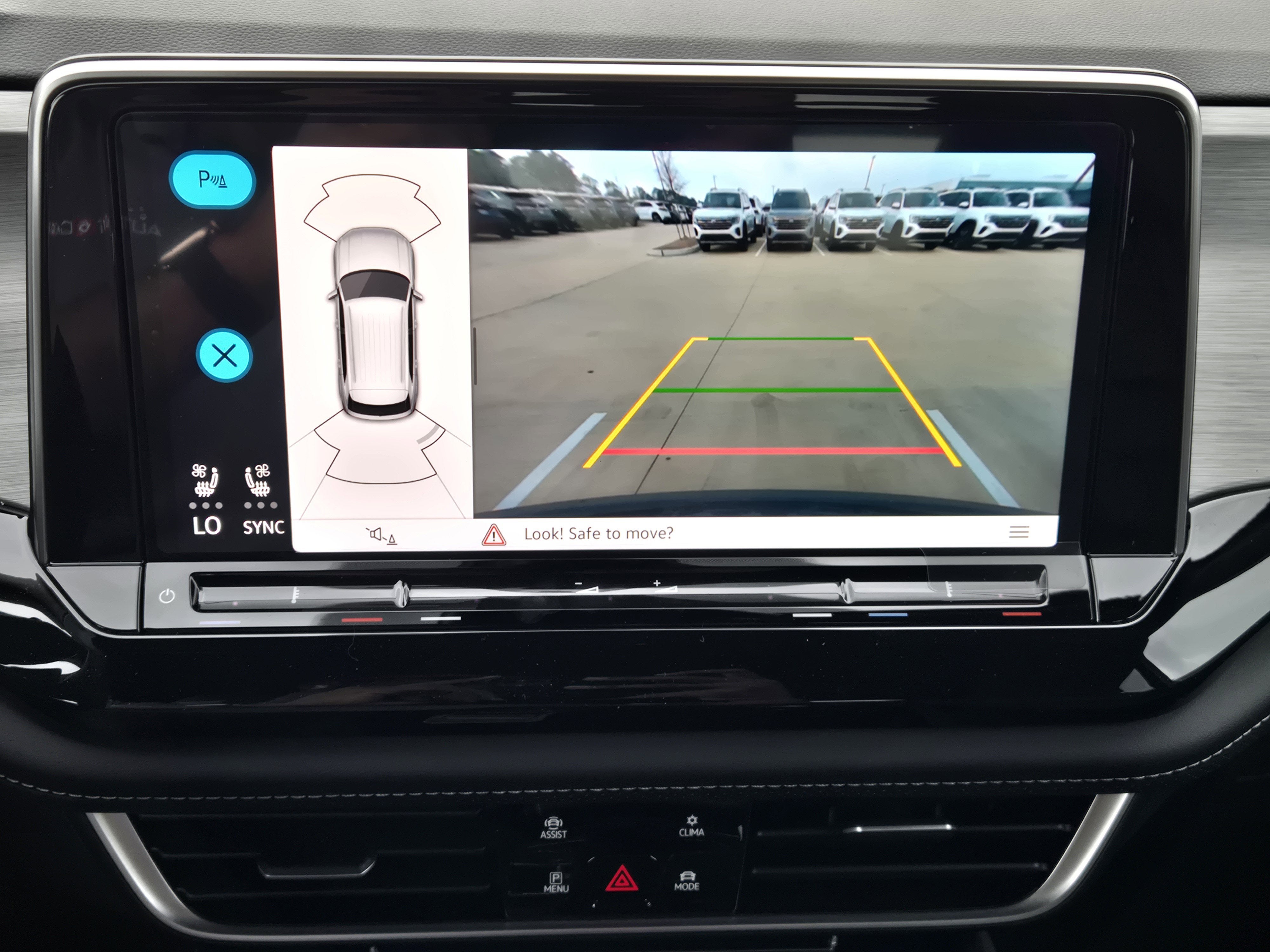 2026 Volkswagen Atlas Cross Sport 2.0T SE w/Technology